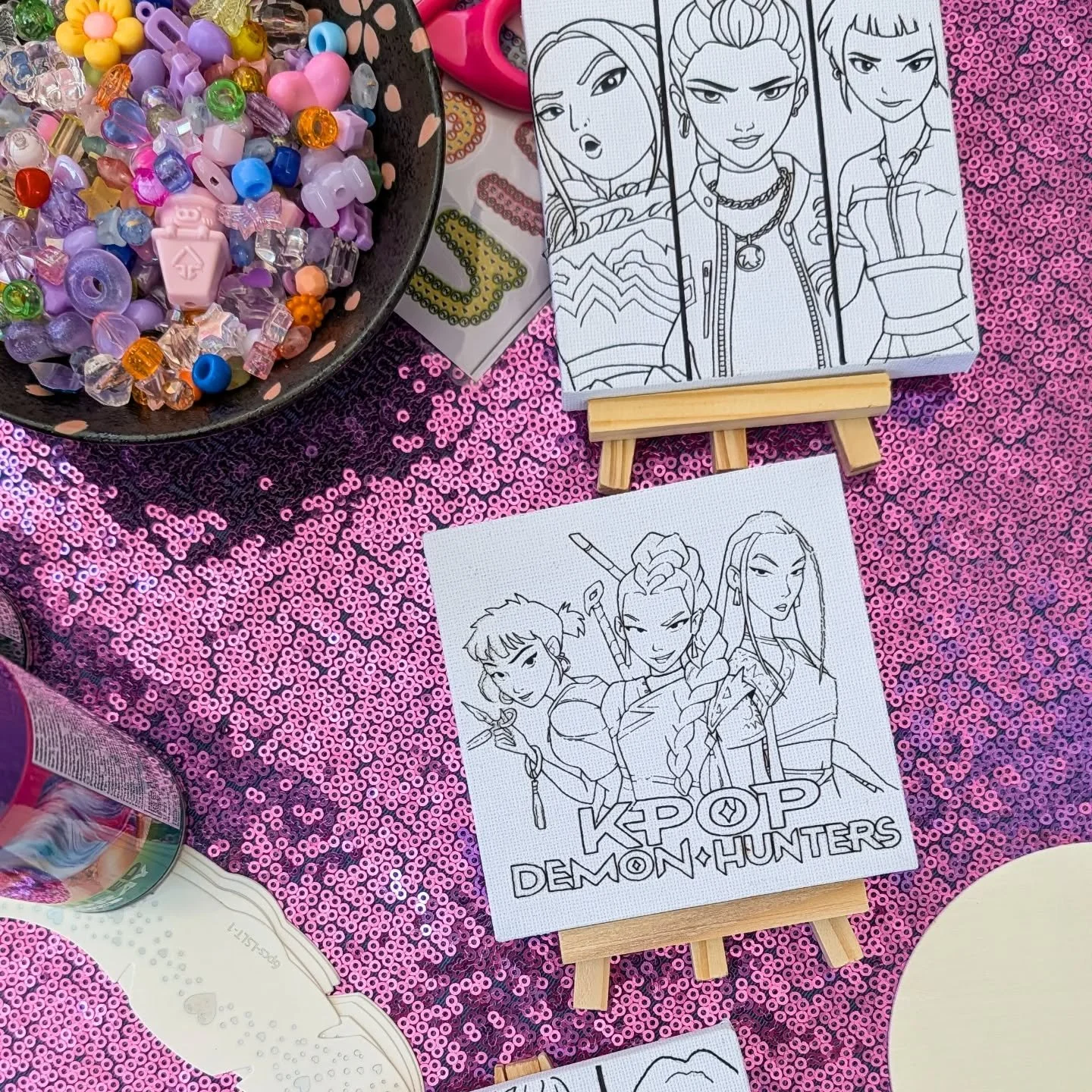 More k-pop mania! 

This time from our school holiday workshops. We had @lioness.stylist in the house recreating, all of the iconic looks. I was sure everyone was going to want the iconic Rumi braid but there were a few Zoe's mixed in!! 

I made some