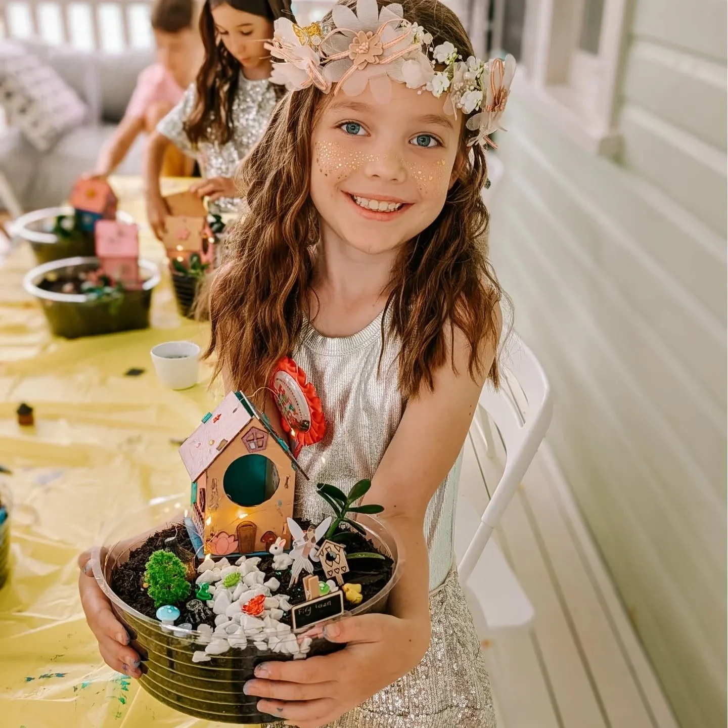 Celebrating Issy's birthday by making the cutest fairy gardens, a pool party and of course ice cream cake. Every girl's dream 🧚🏼&zwj;♀️
.
.
.
#byronbay #craftparty #fairygardens #diyfairygarden #partyinspo