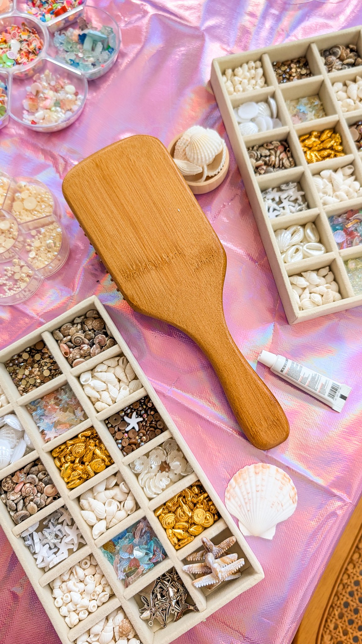 mermaid shell hair brush  craft social_20260105_235640368.jpg