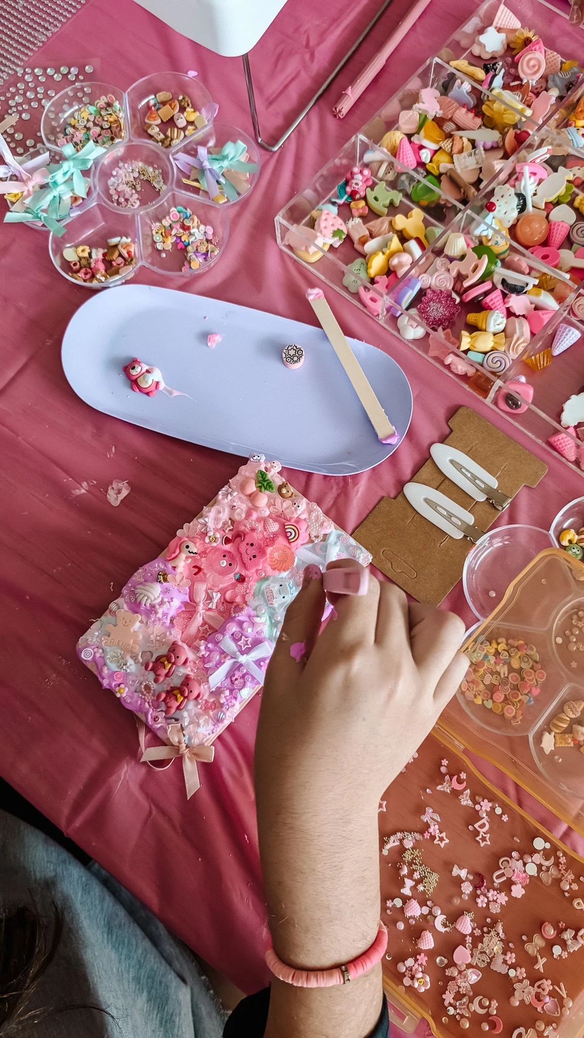 cream glue craft social_20250415_003706688.jpg