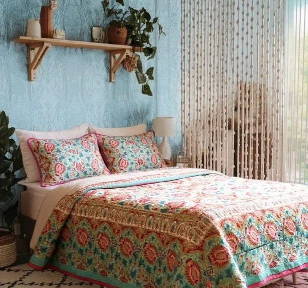 Paradise Bird Jade Quilt - Handmaids Global Collection