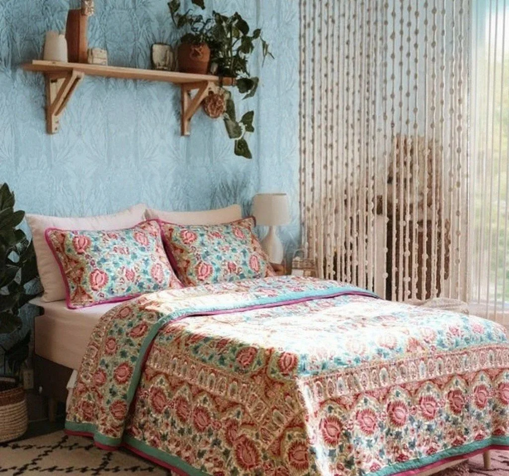 Paradise Bird Jade Quilt - Handmaids Global Collection