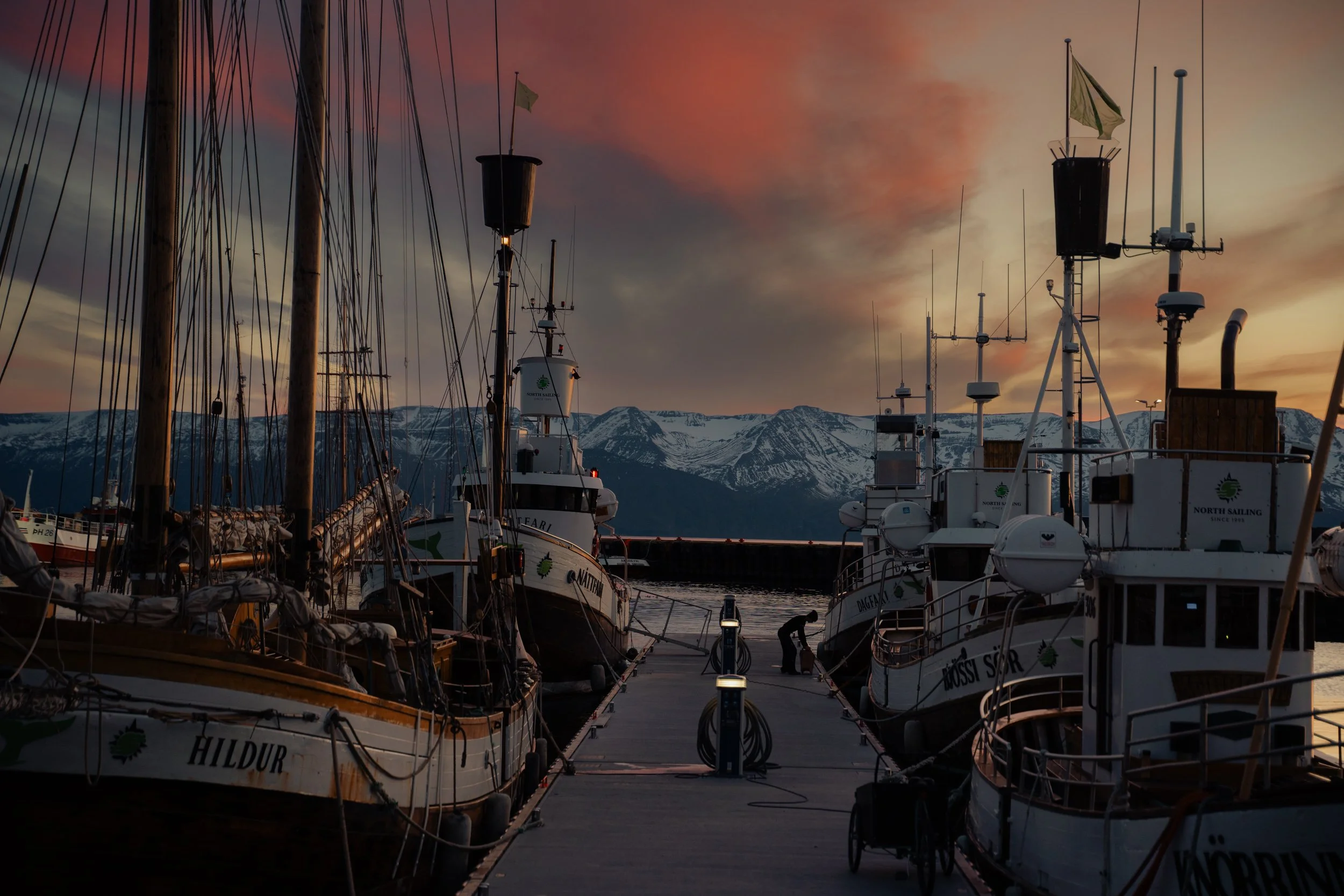 Chirag sadhnani - ICELAND - WILD CHILD STUDIOS-79.jpg