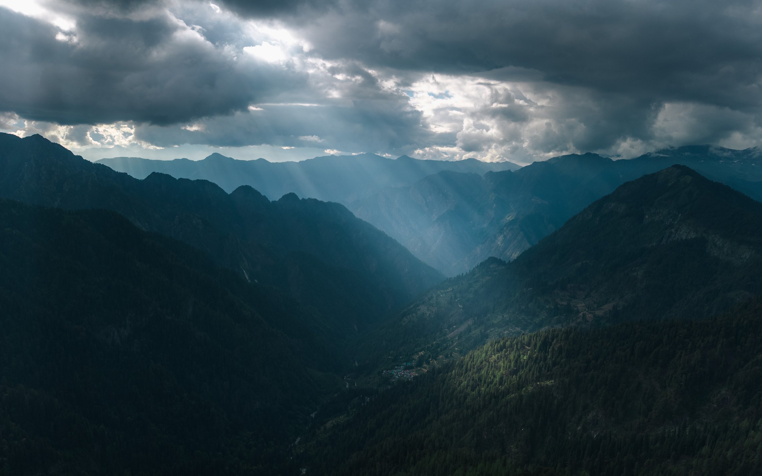 Chirag sadhnani - Sar Pass Trek - Himalayas-4.jpg