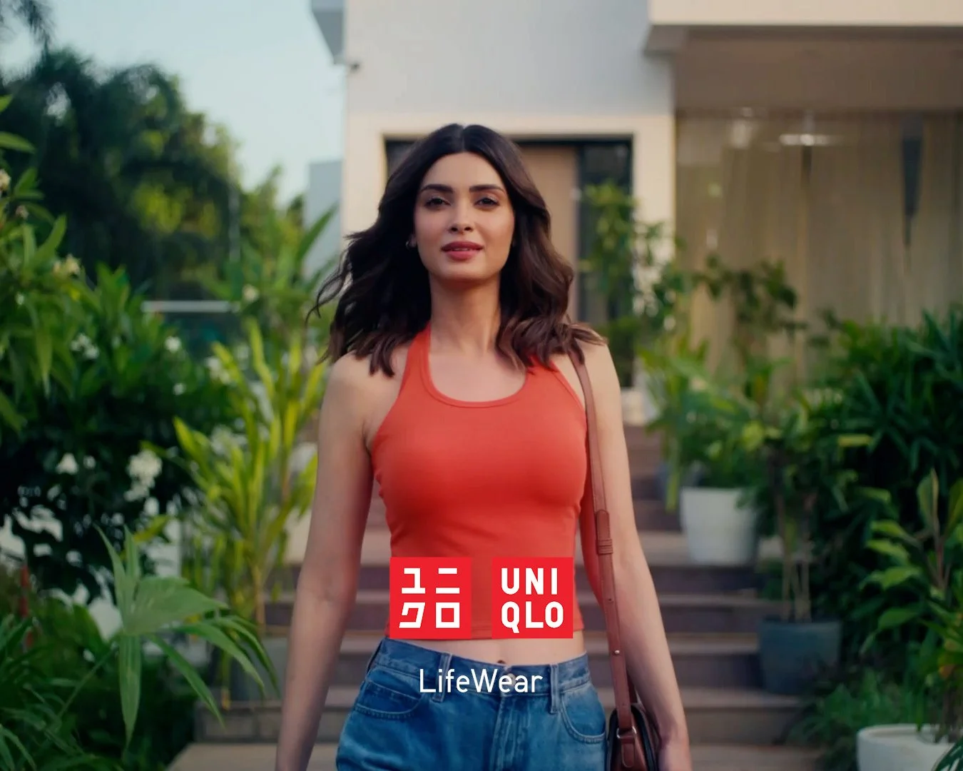 Uniqlo X Diana Penty