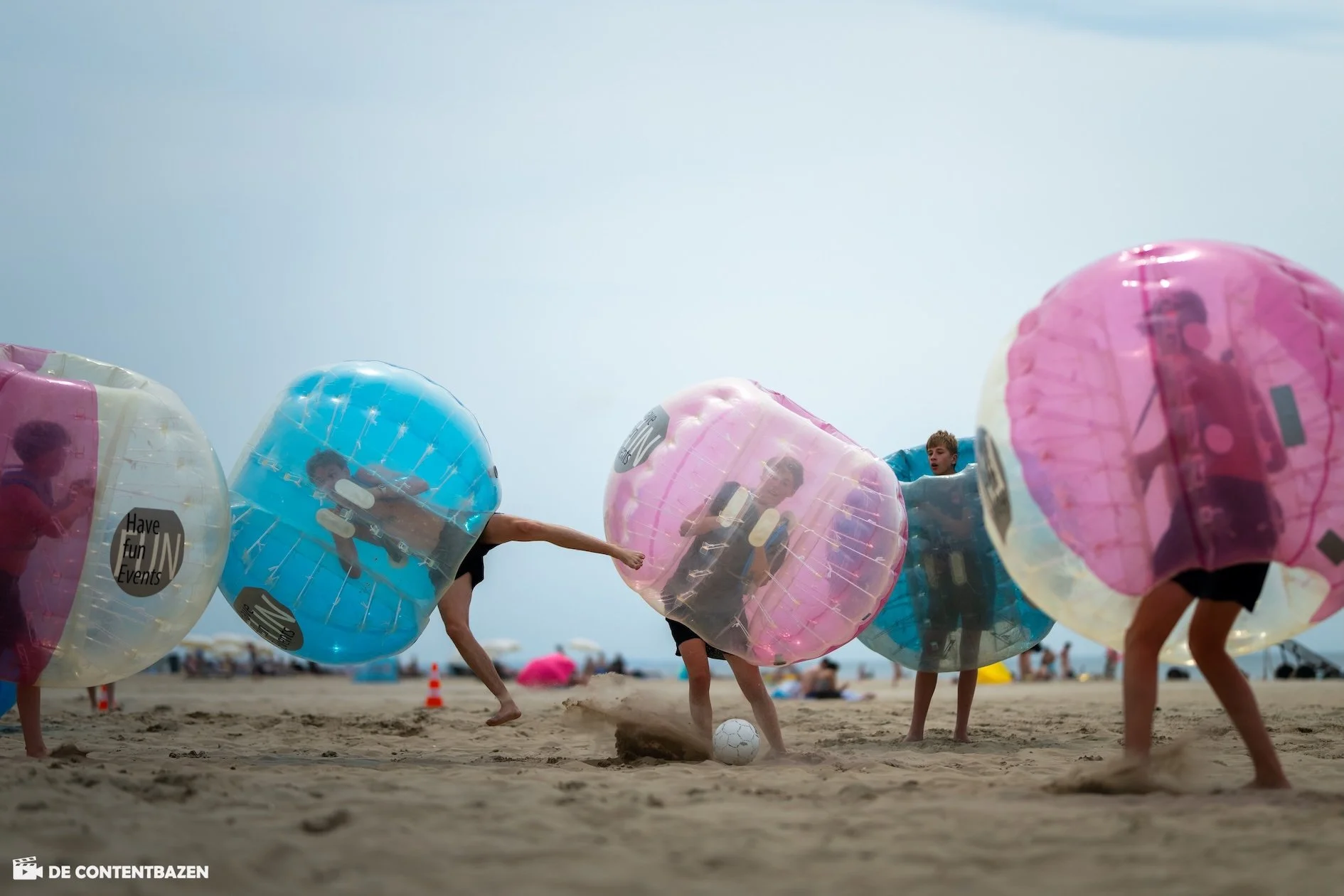 Zeilvereniging Noordwijk Familieweekend voetballen.jpg