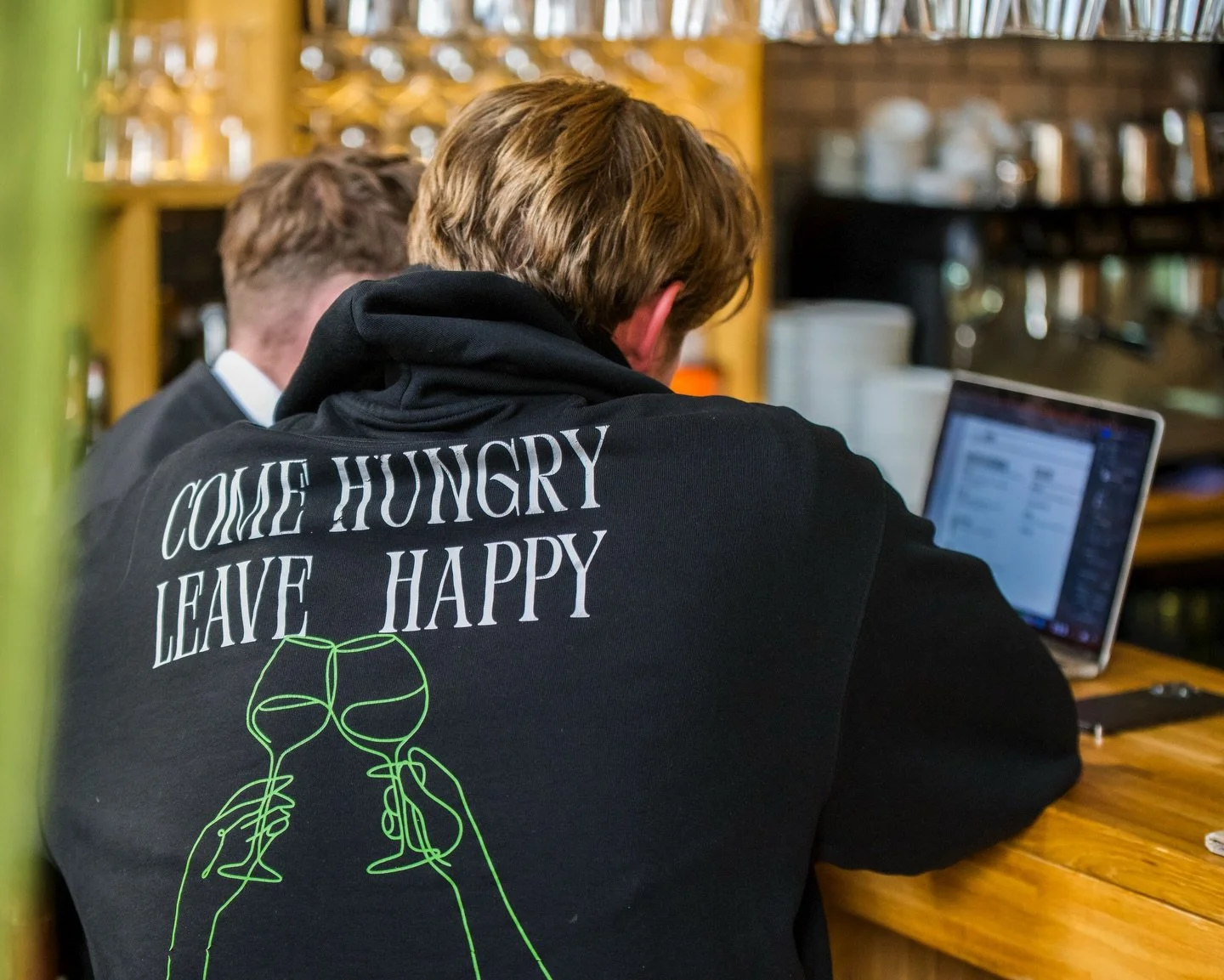 Januar er her, og vi er i fuld gang p&aring; Nytorv 11 med at skyde &aring;ret i gang med masser af smag ❄️❄️

Vi arbejder p&aring; nye retter, opdaterede menukort, nye Mocktail&rsquo;s og selvf&oslash;lgelig ogs&aring; sp&aelig;ndende vine, der pass