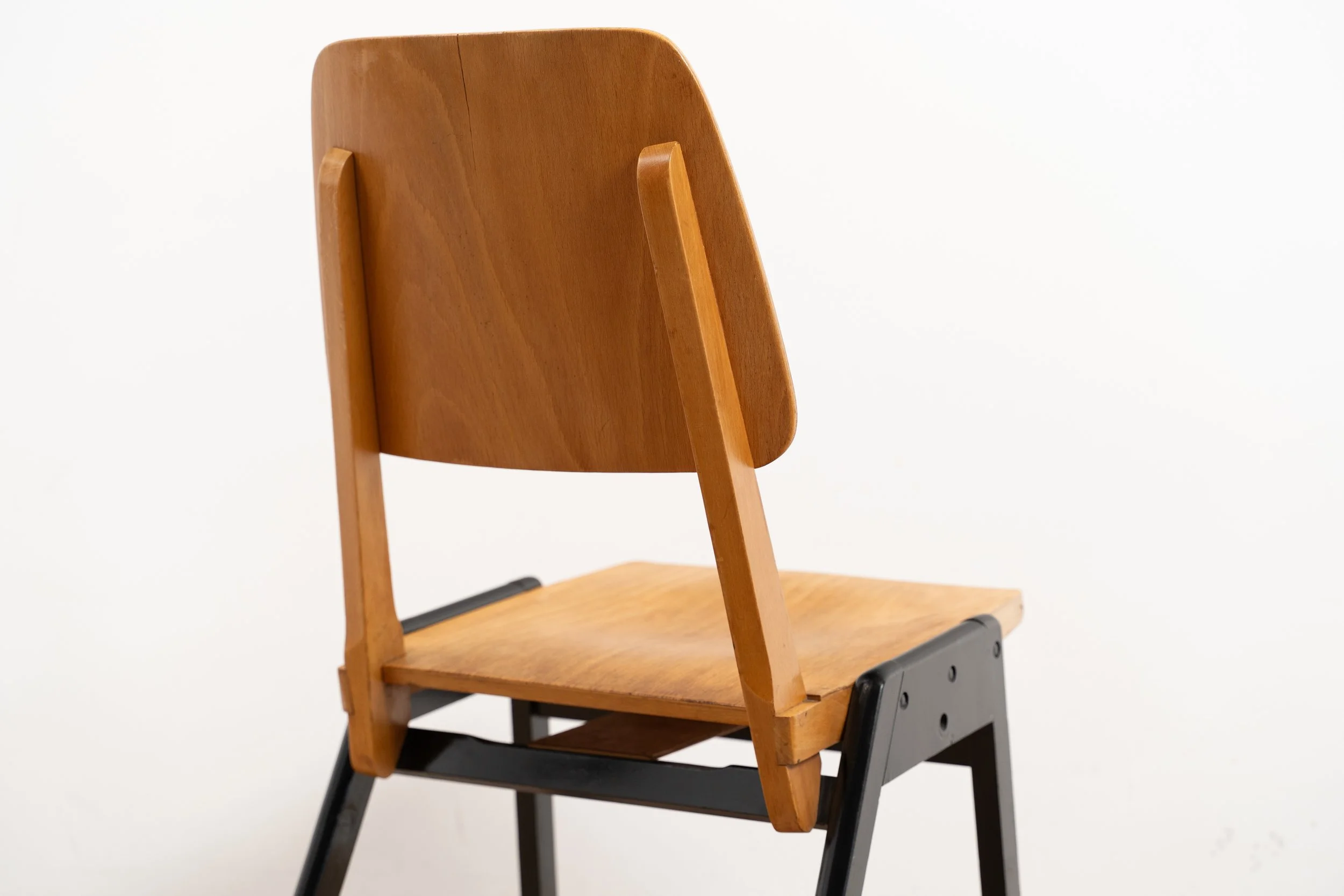 Dining chair by Ronald Rainer (5 of 5).JPG