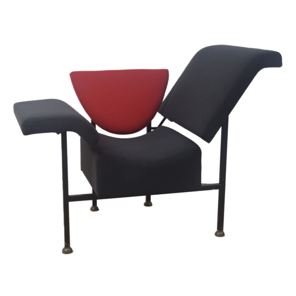 Groeten uit Holland Armchair by Rob Eckhardt.png
