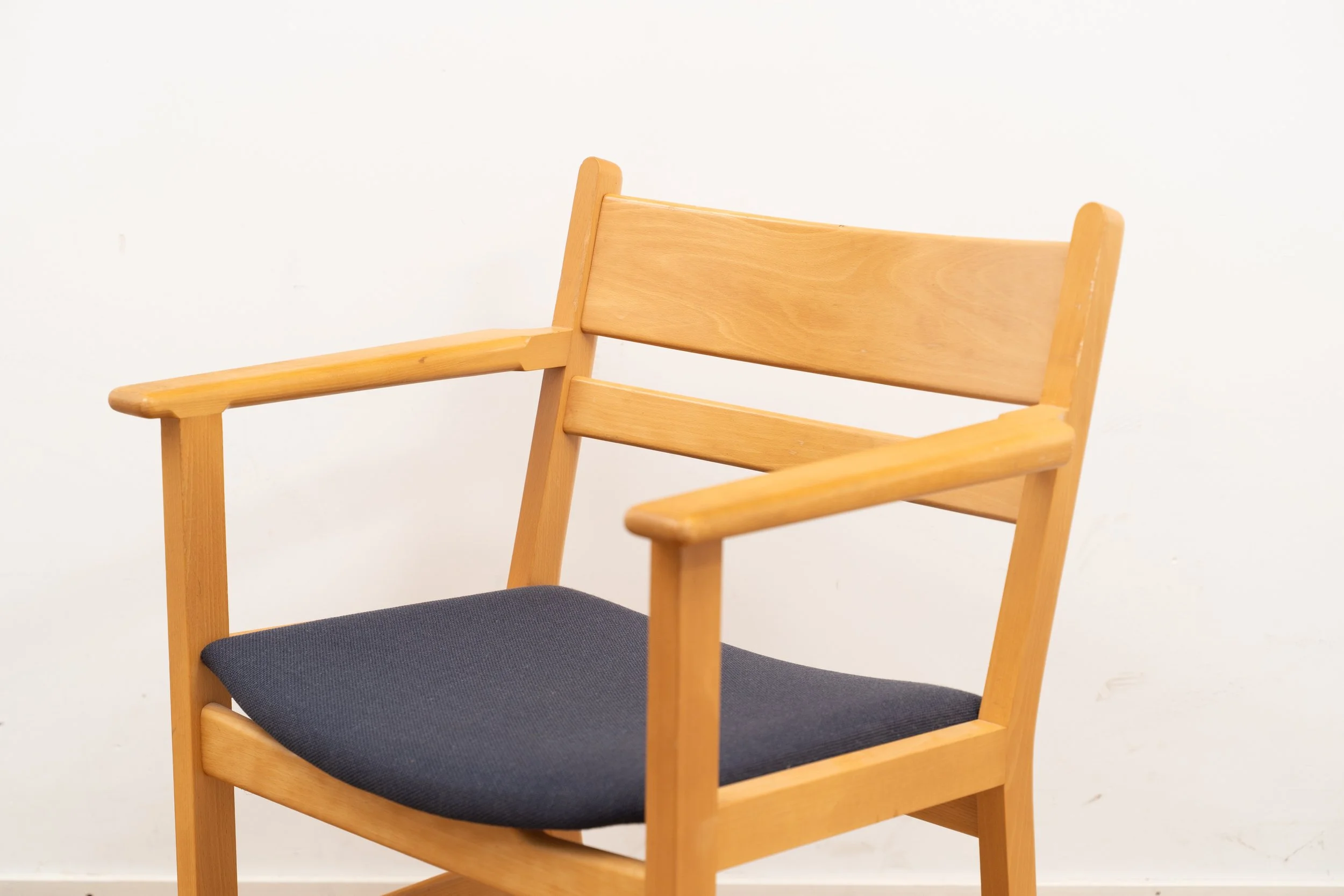 Armchair set by Hans J. Wegner (10 of 17).JPG