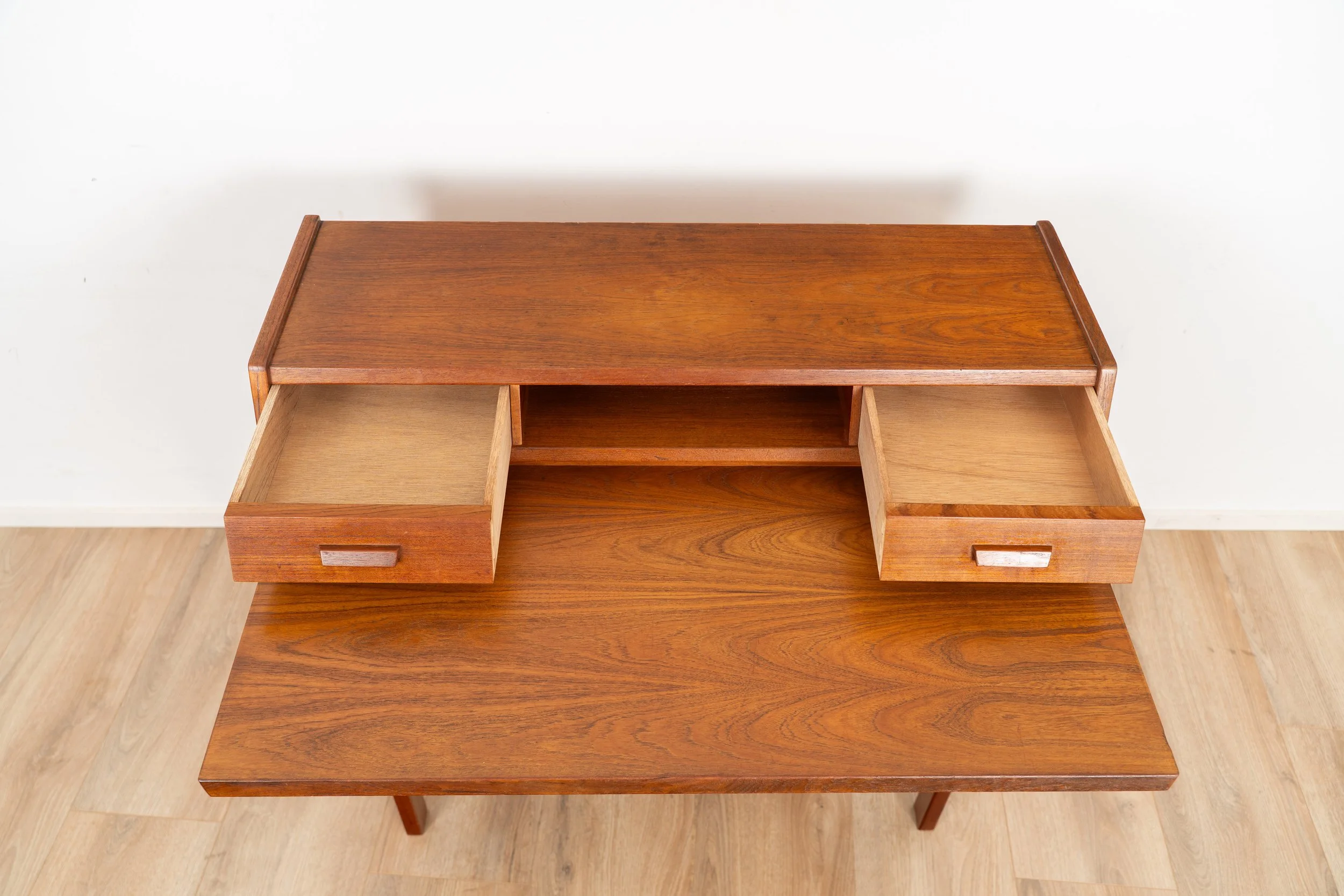 Writing Cabinet by Arne Wahl Iversen (10 of 20).JPG