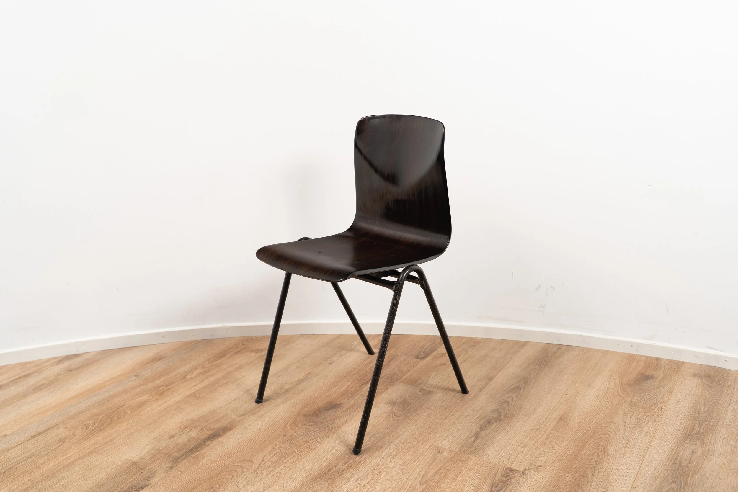Galvanitas S25 - Black (2 of 5).JPG