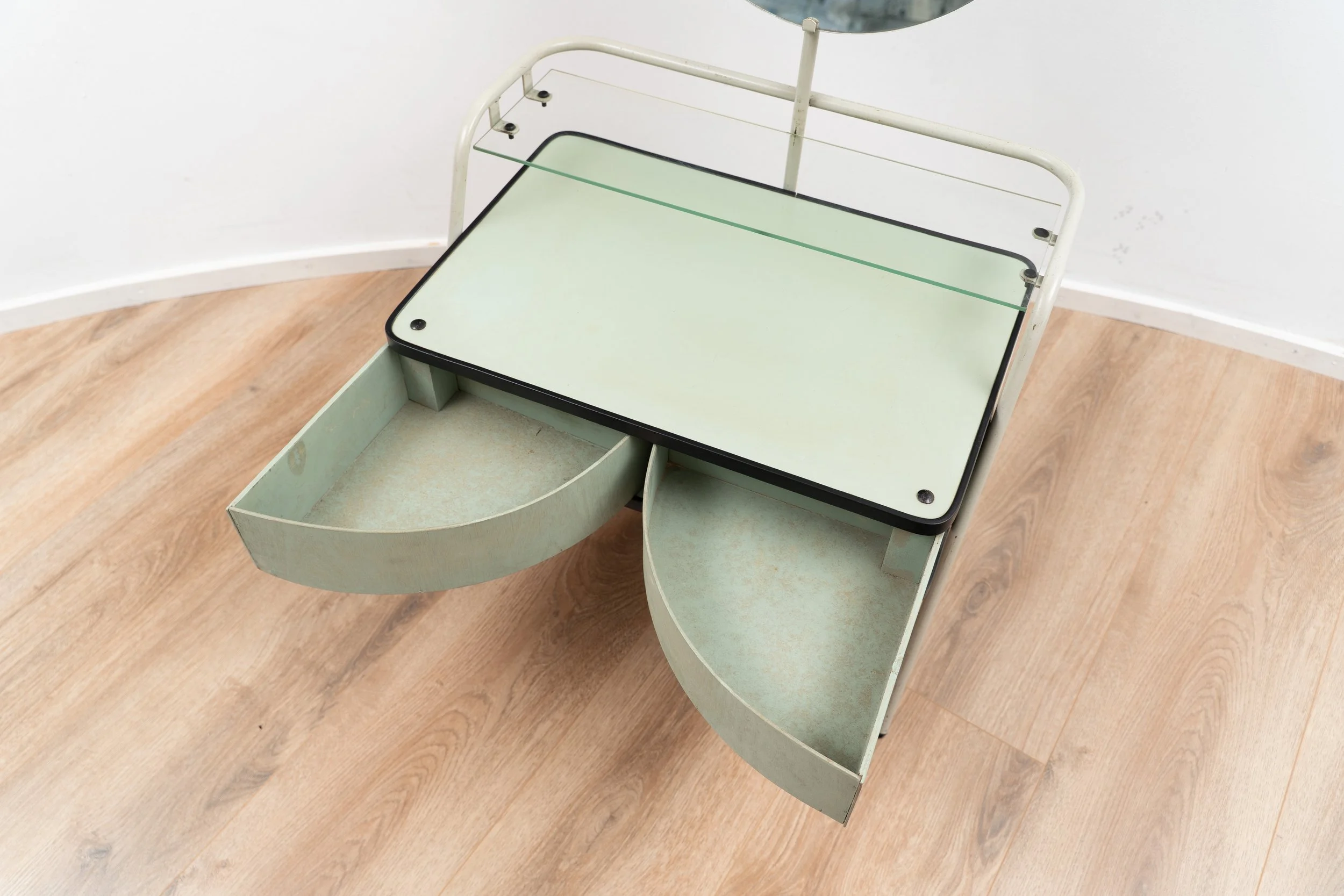 Dressing table by Auping (8 of 12).JPG