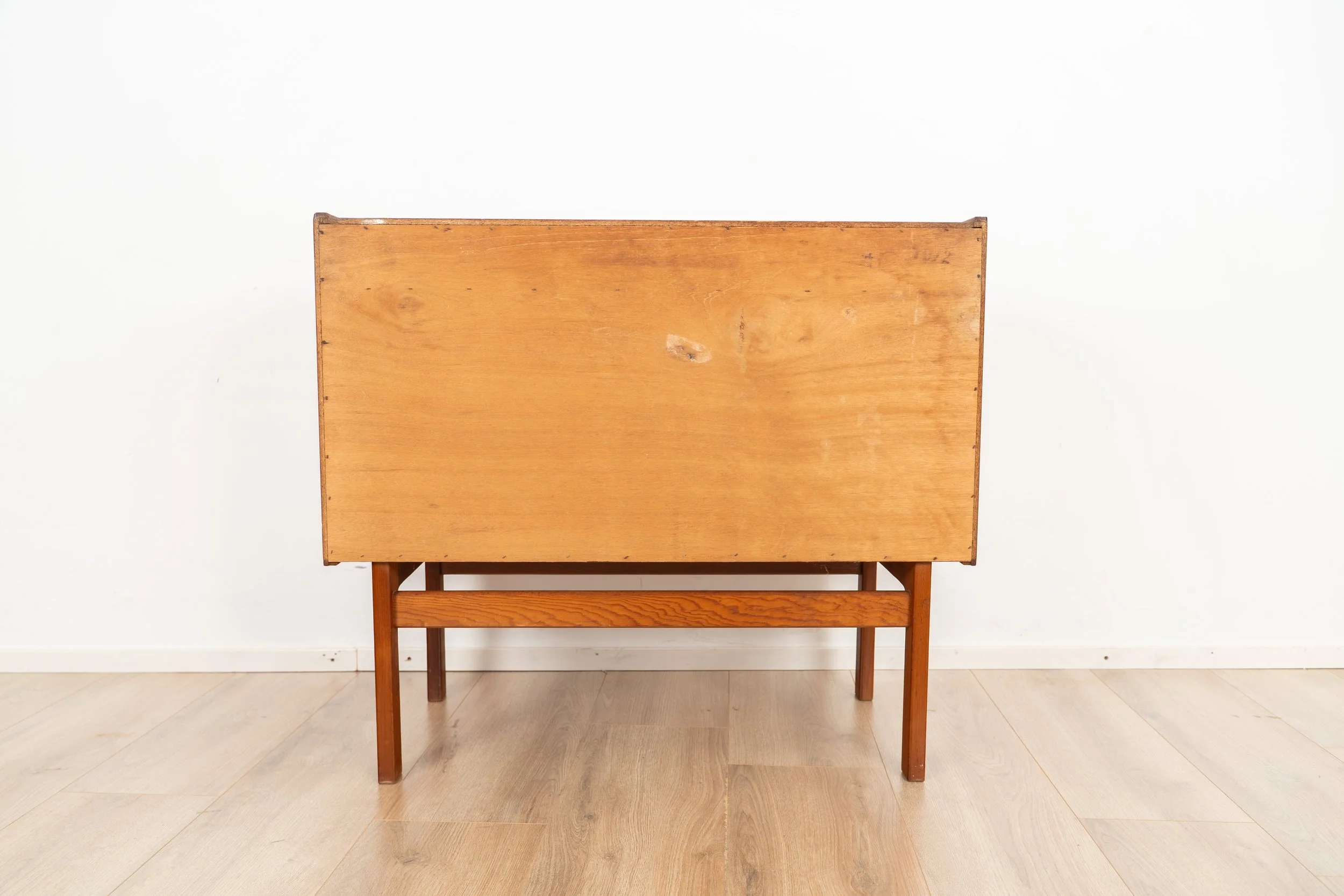 Writing Cabinet by Arne Wahl Iversen (19 of 20).JPG