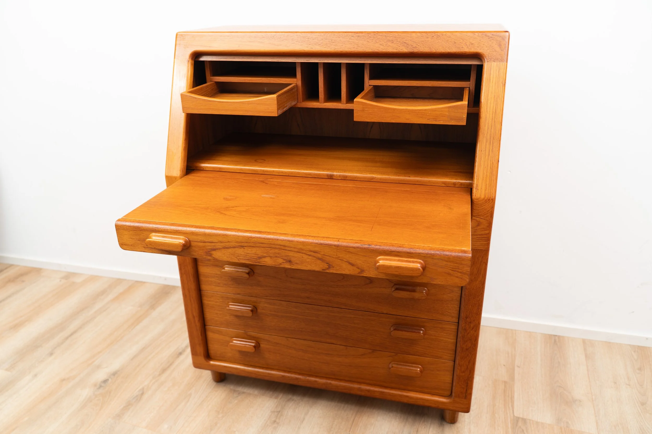 Secretaire by Dyrlund (5 of 16).JPG