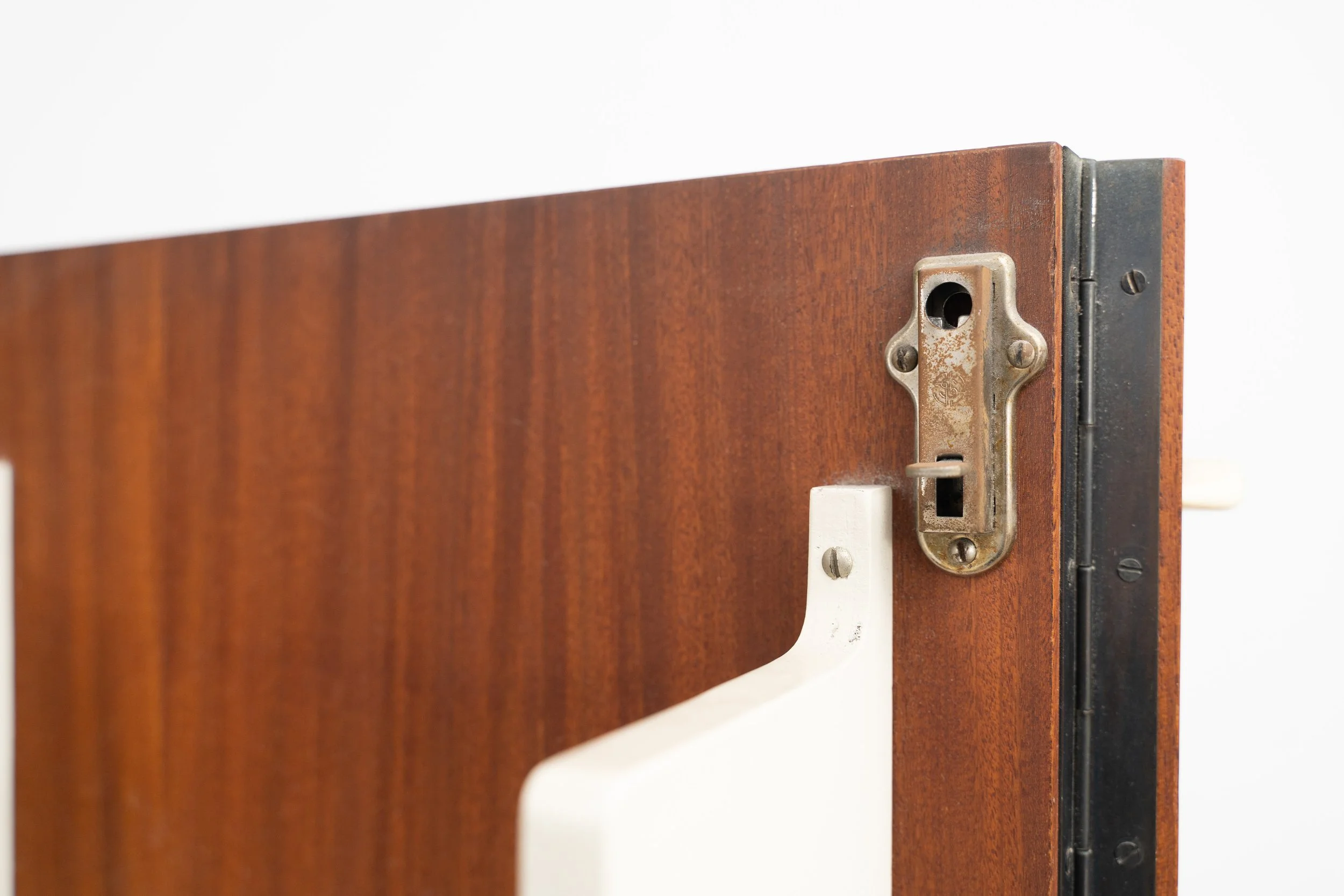 KU14 Wardrobe by Cees Braakman (15 of 17).JPG