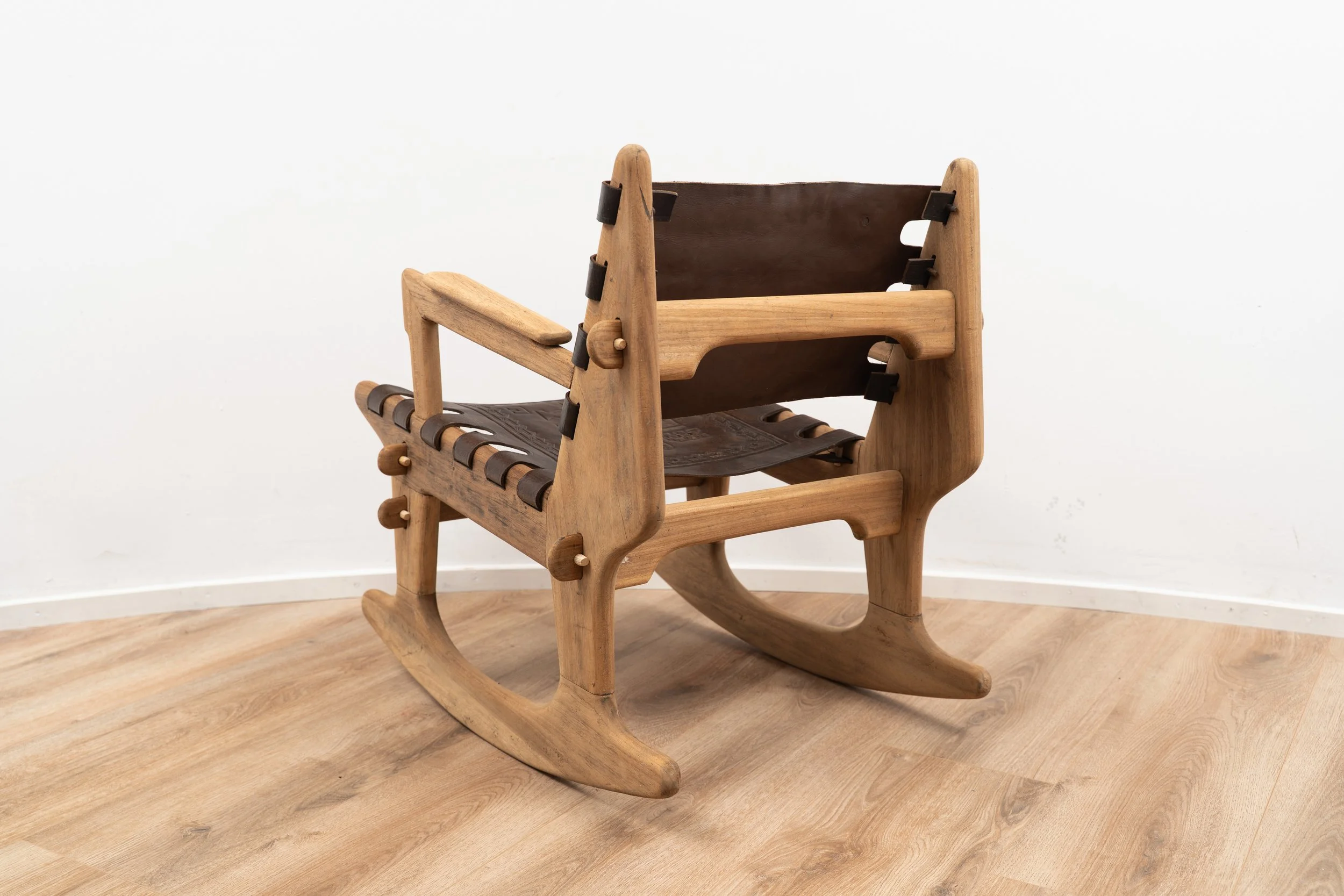 Small sling rocking chair by Angel Pazmino (4 of 7).JPG