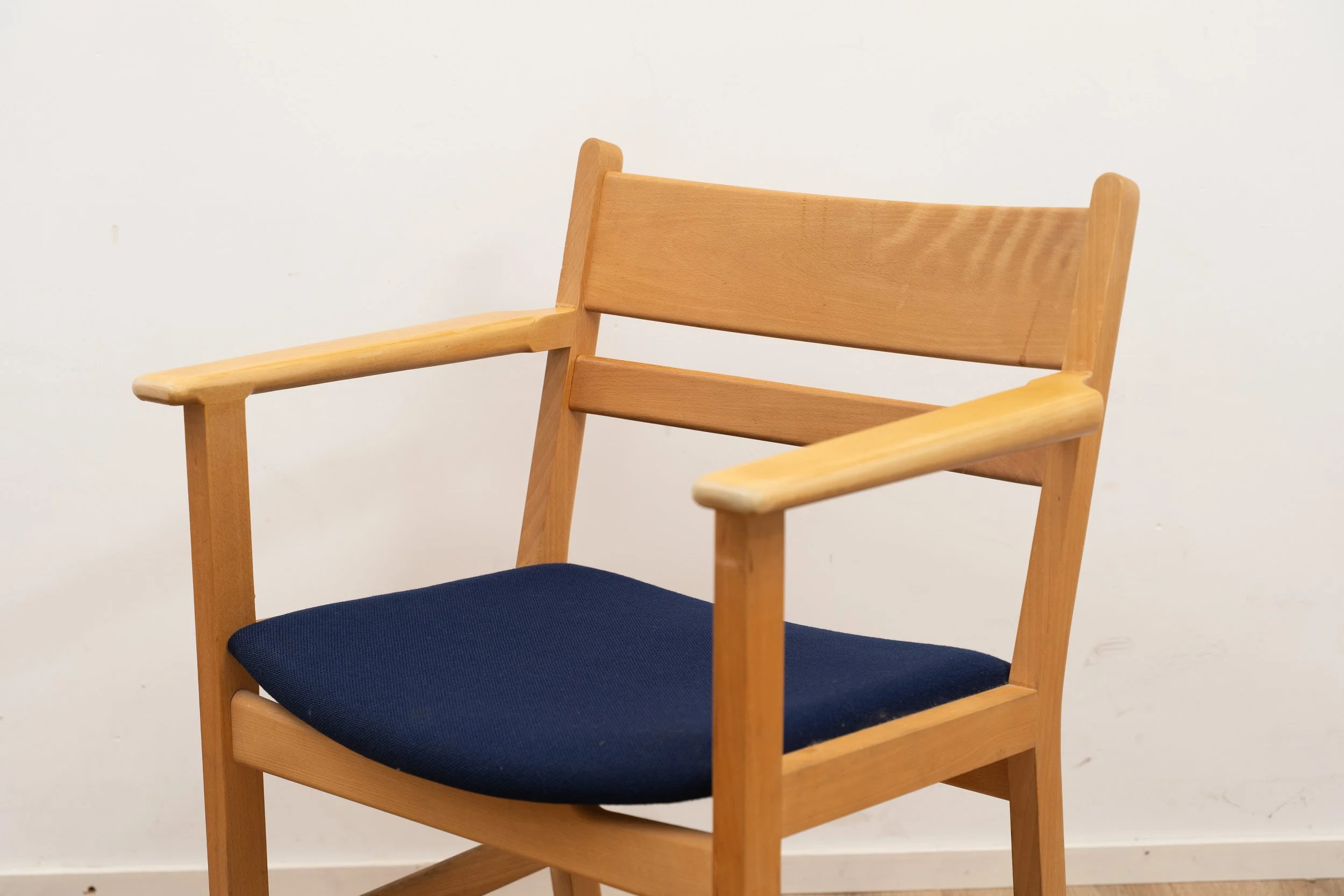 Armchair set by Hans J. Wegner (13 of 17).JPG