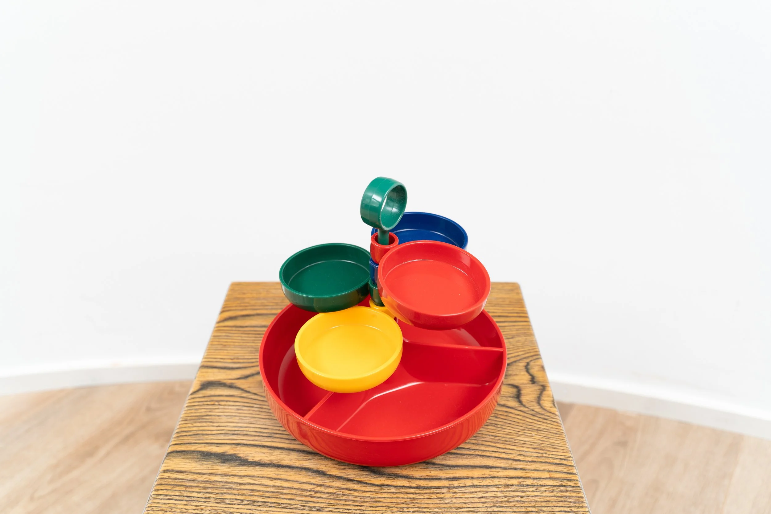 Space Age Snack Tower by Emsa (3 of 8).JPG