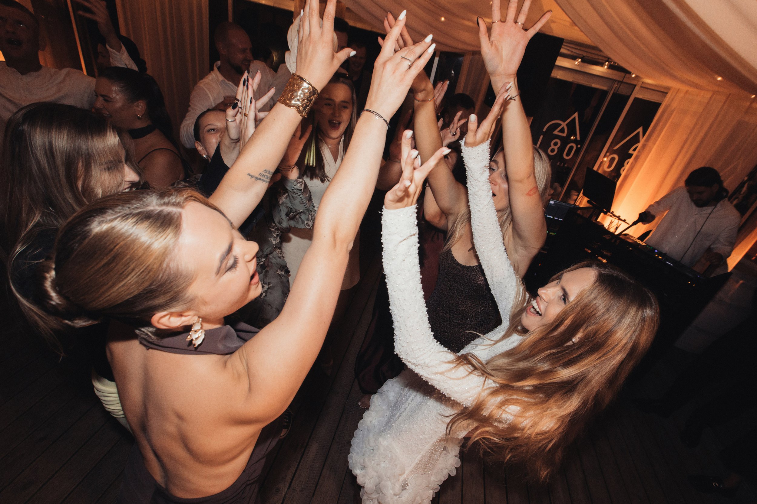 G&A wedding sneakpeek 087 small.jpg