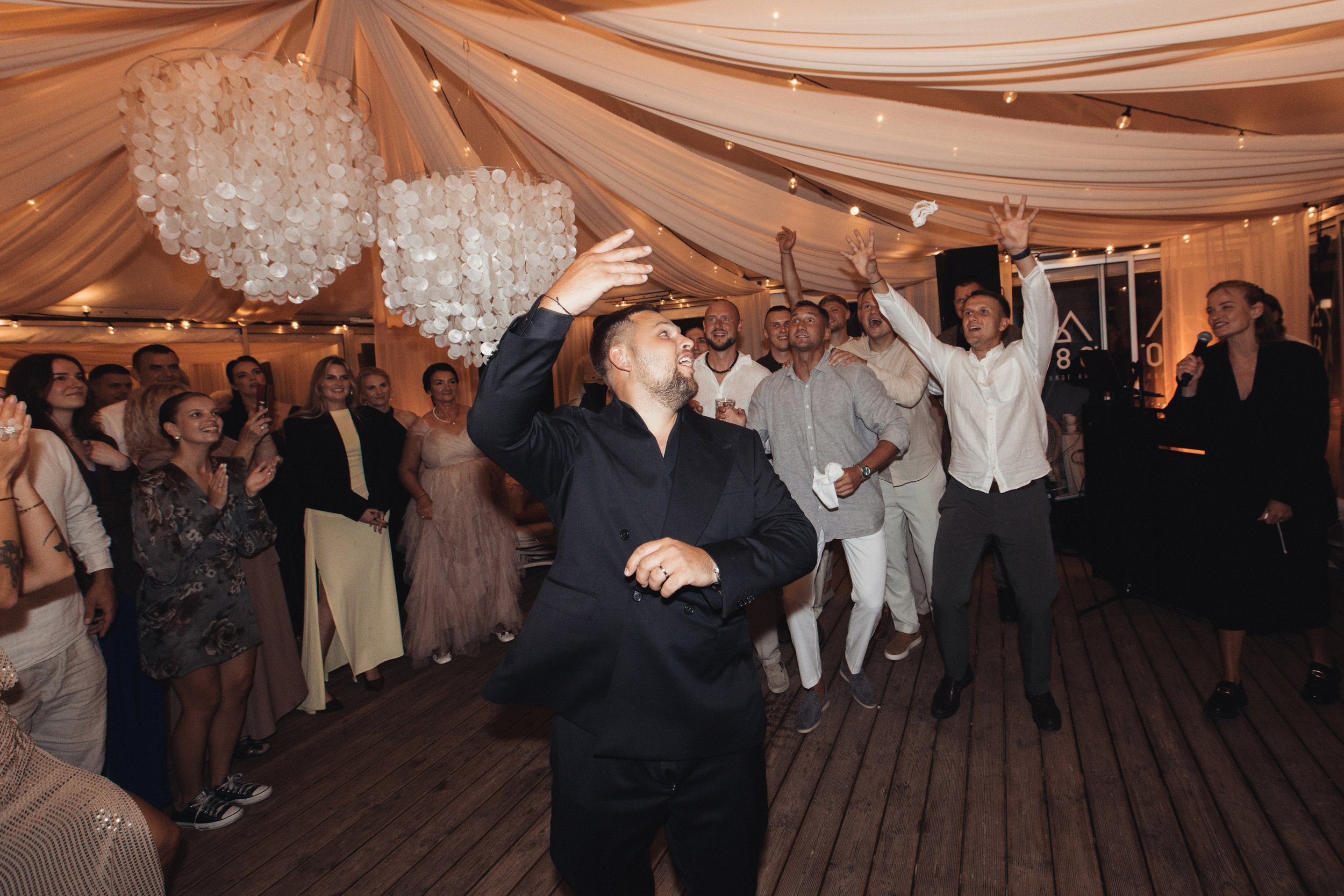 G&A wedding sneakpeek 088 small.jpg