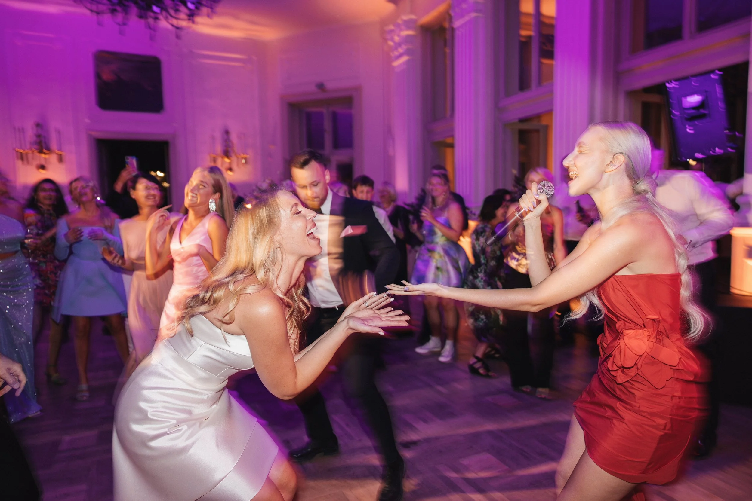A&D wedding - Trakai story 330 small.jpg