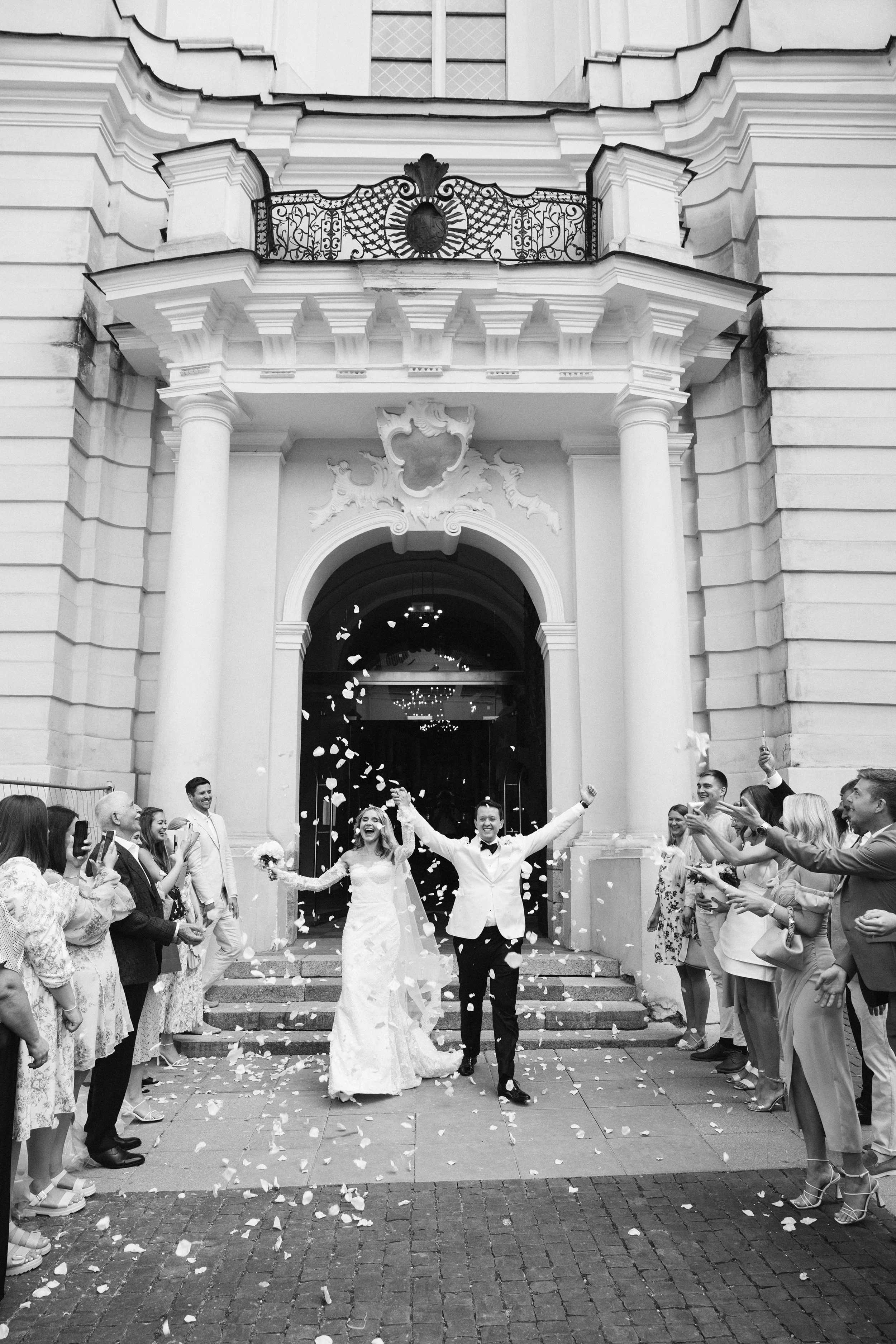 Laura&Dominykas wedding sneakpeek 18 small.jpg