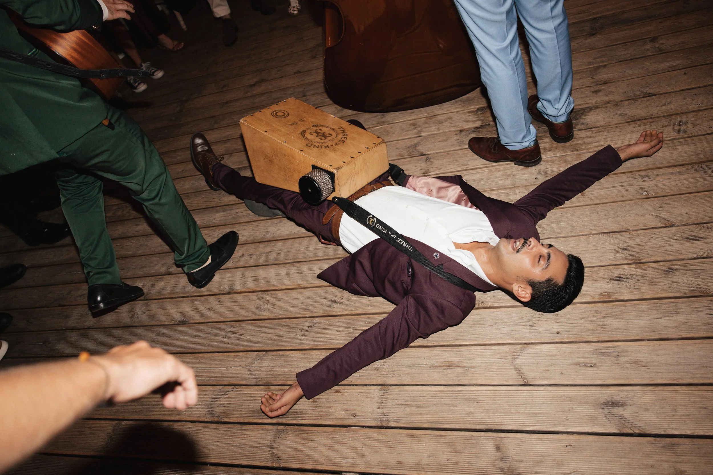 G&A wedding sneakpeek 090 small.jpg