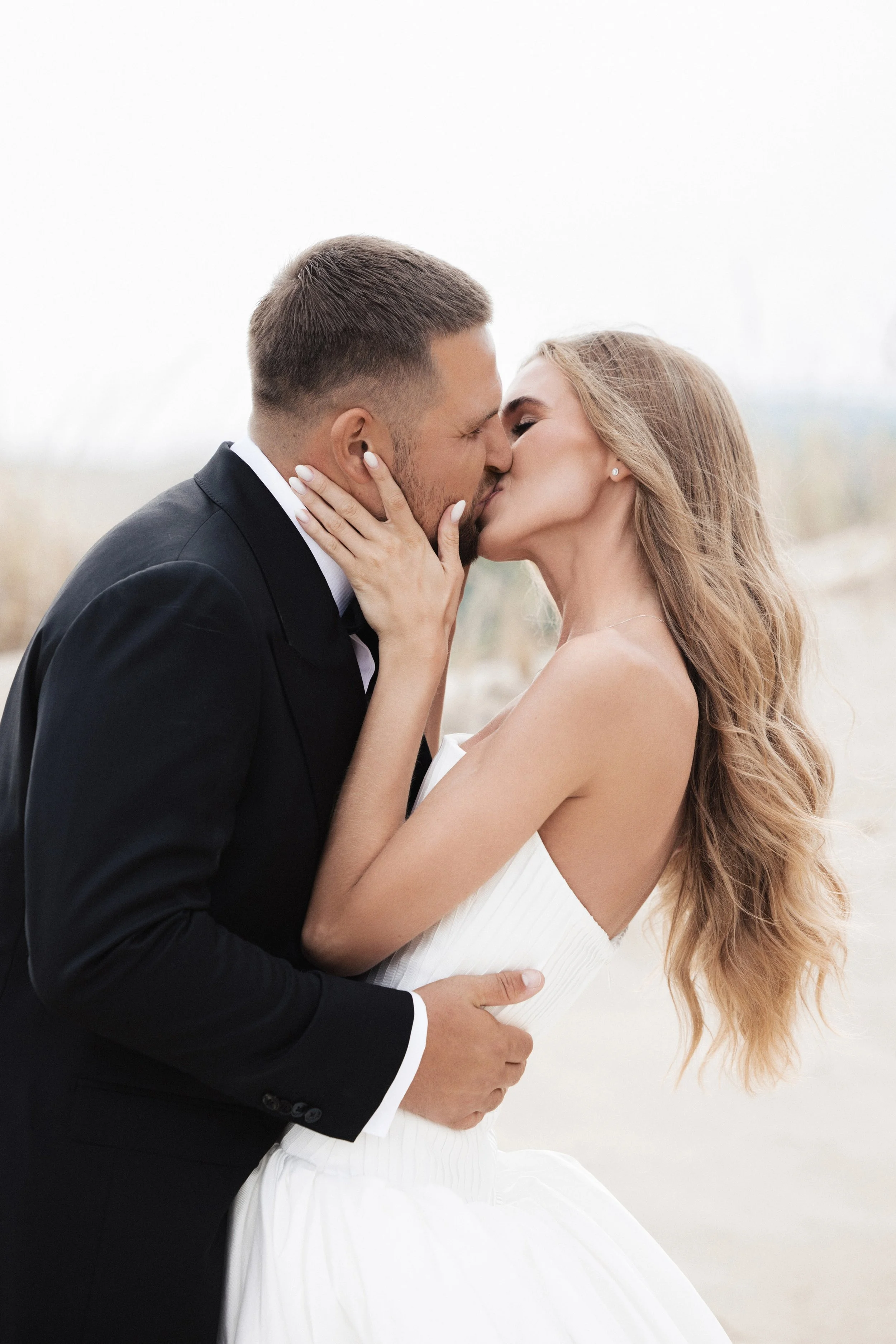 G&A wedding sneakpeek 021 small.jpg