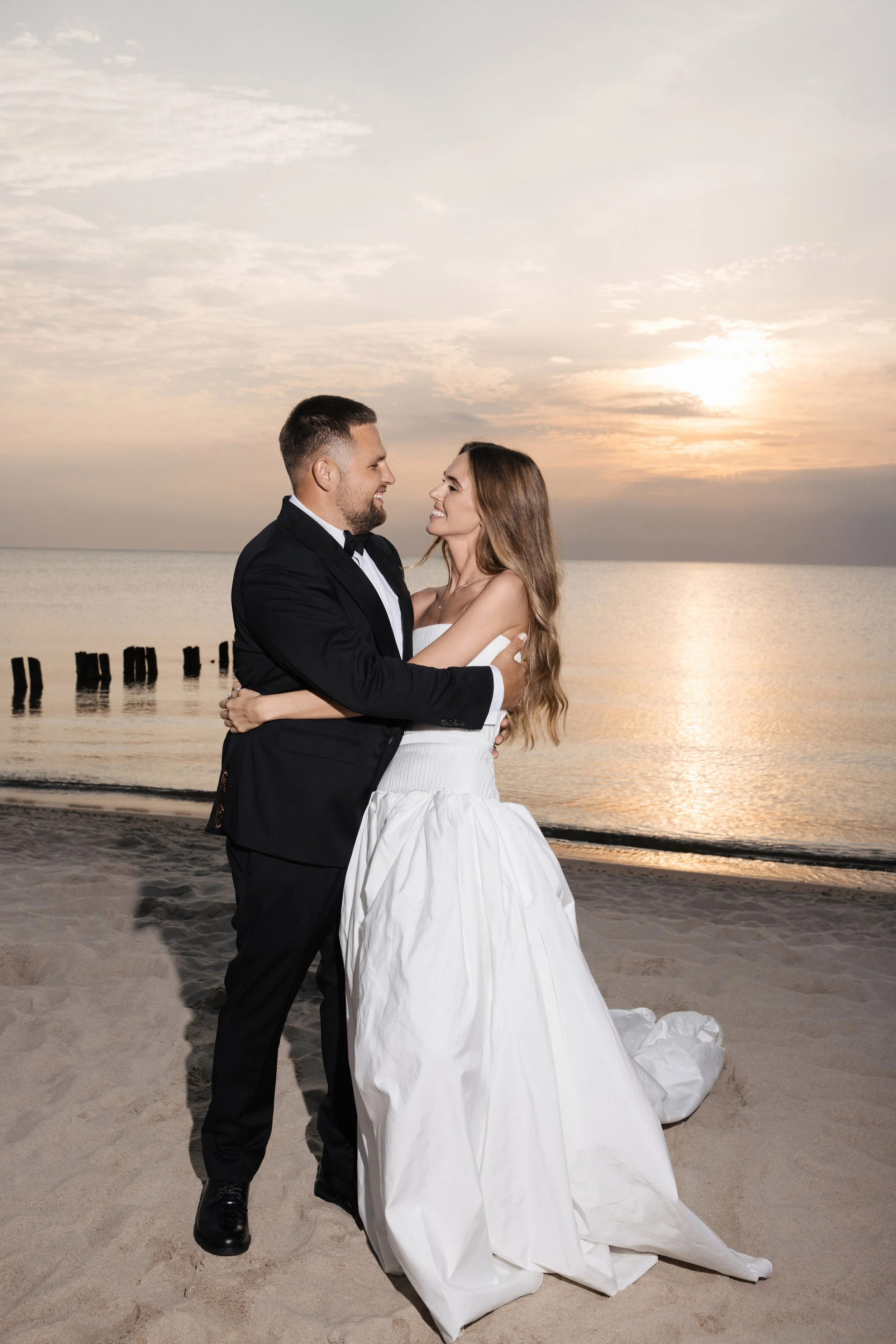 G&A wedding sneakpeek 075 small.jpg