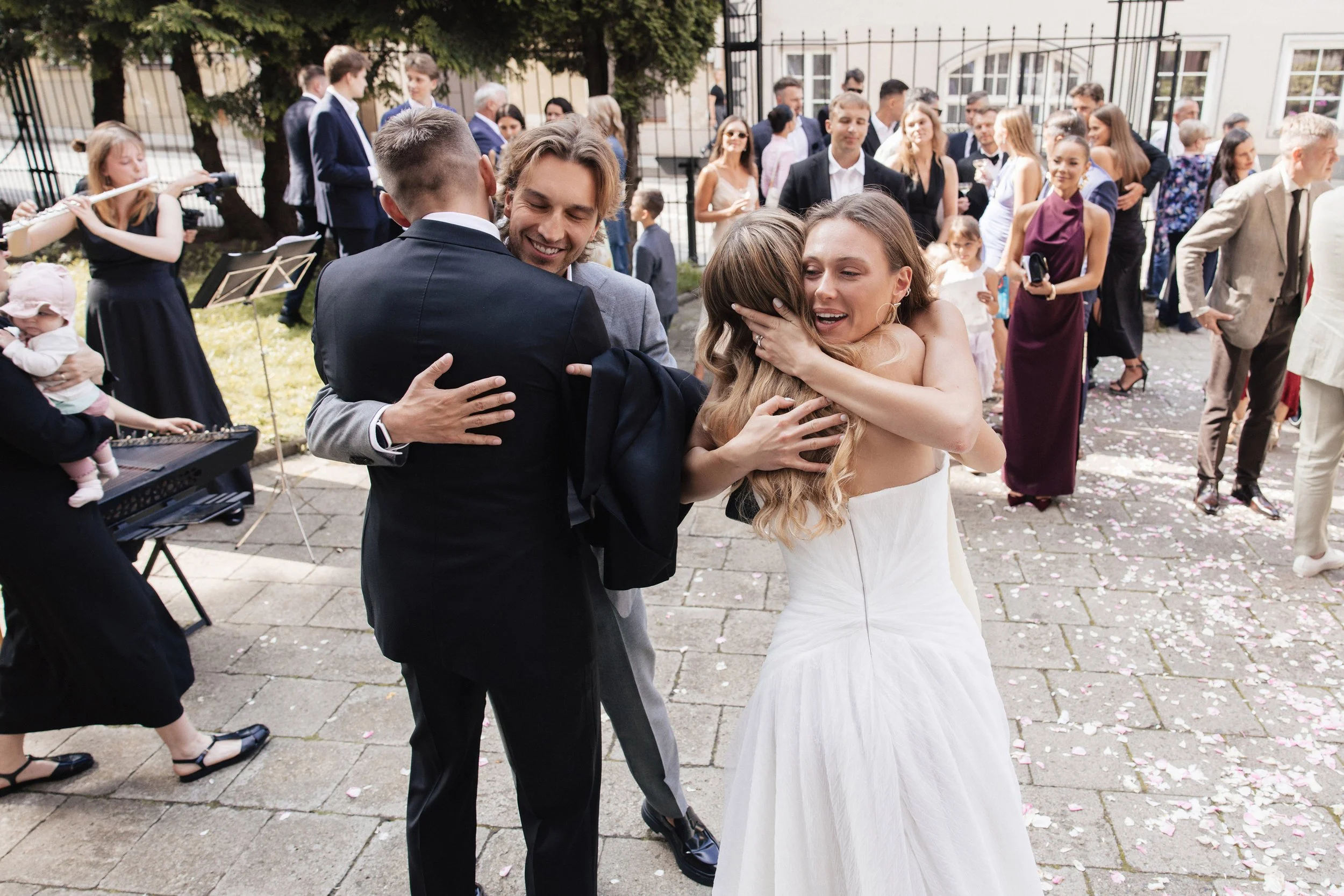 Paulina&Karolis wedding 212 small.jpg