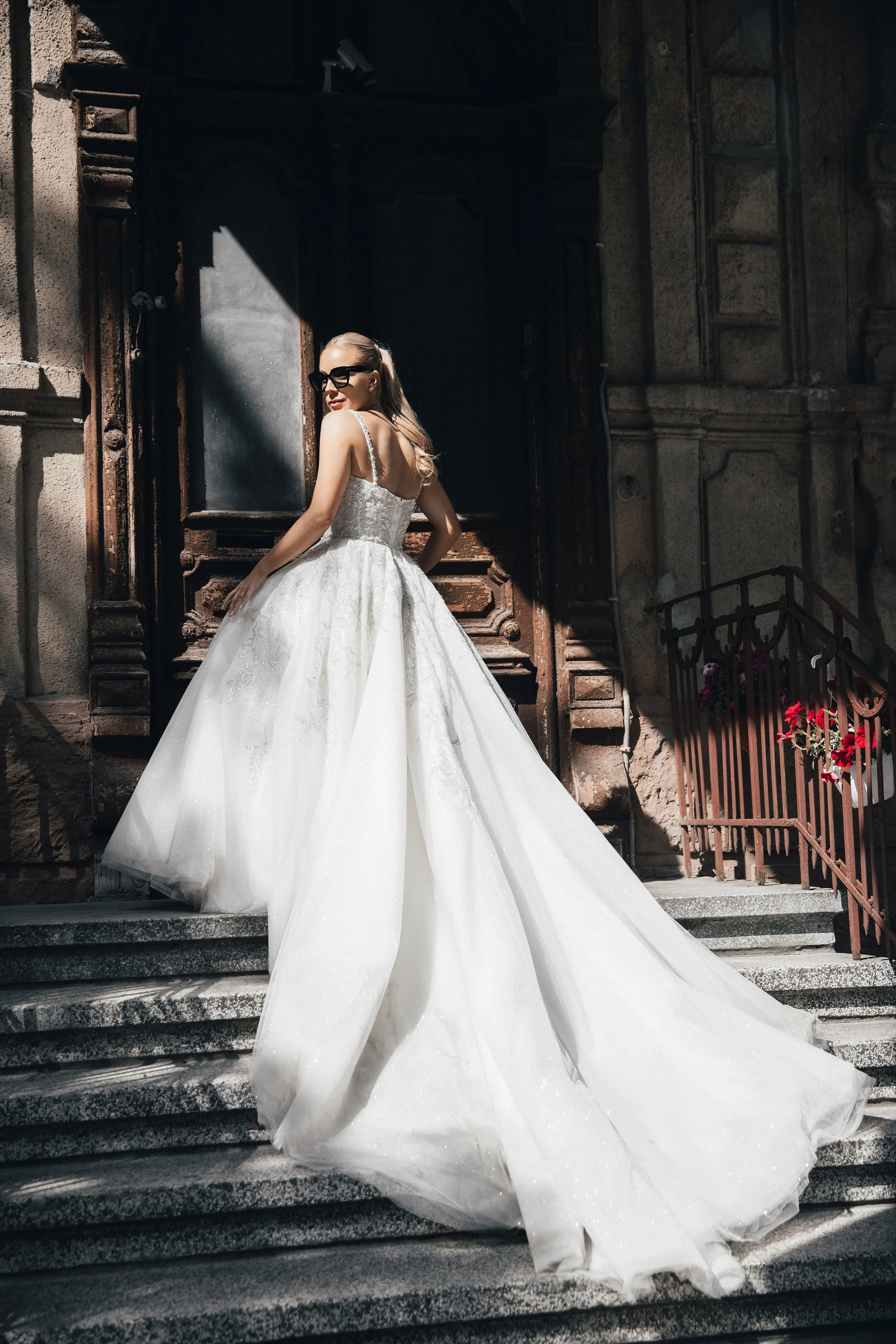 Juste & Laurynas sneakpeek27 small.jpg