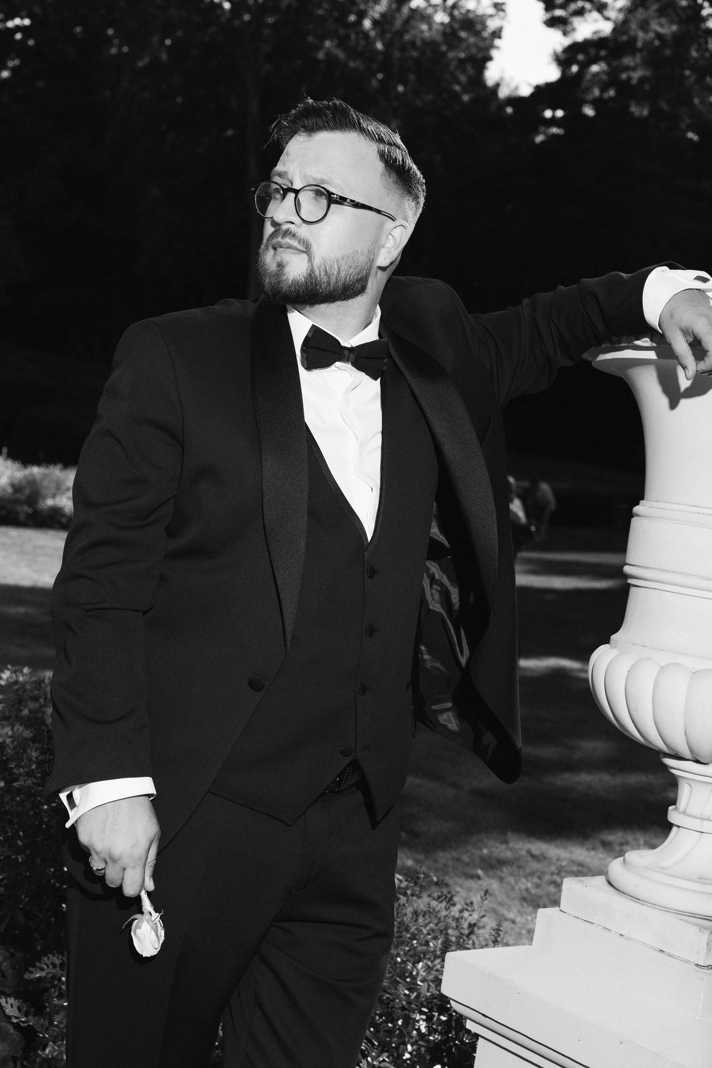 DG wedding sneakpeek 60 small.jpg