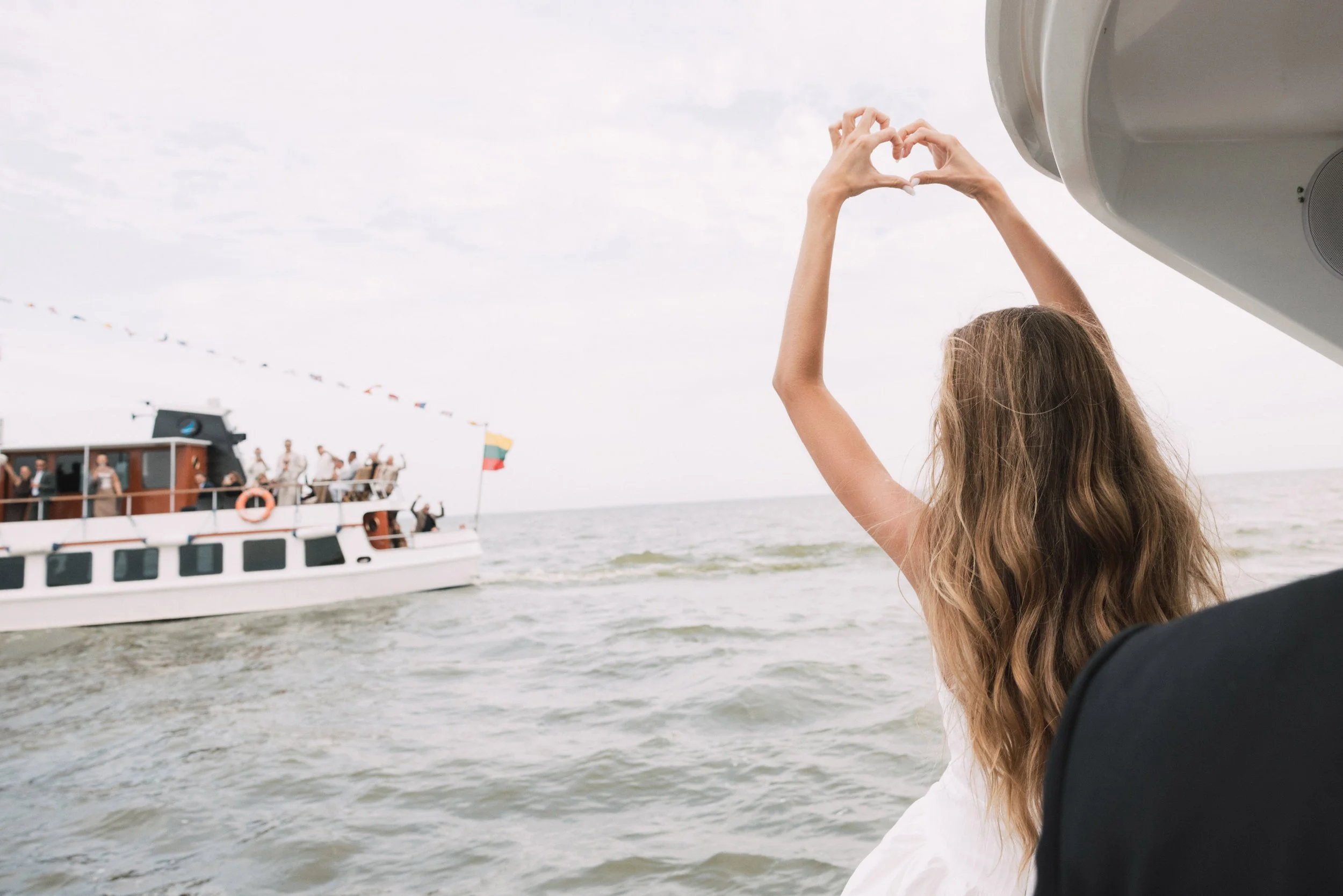 G&A wedding sneakpeek 048 small.jpg