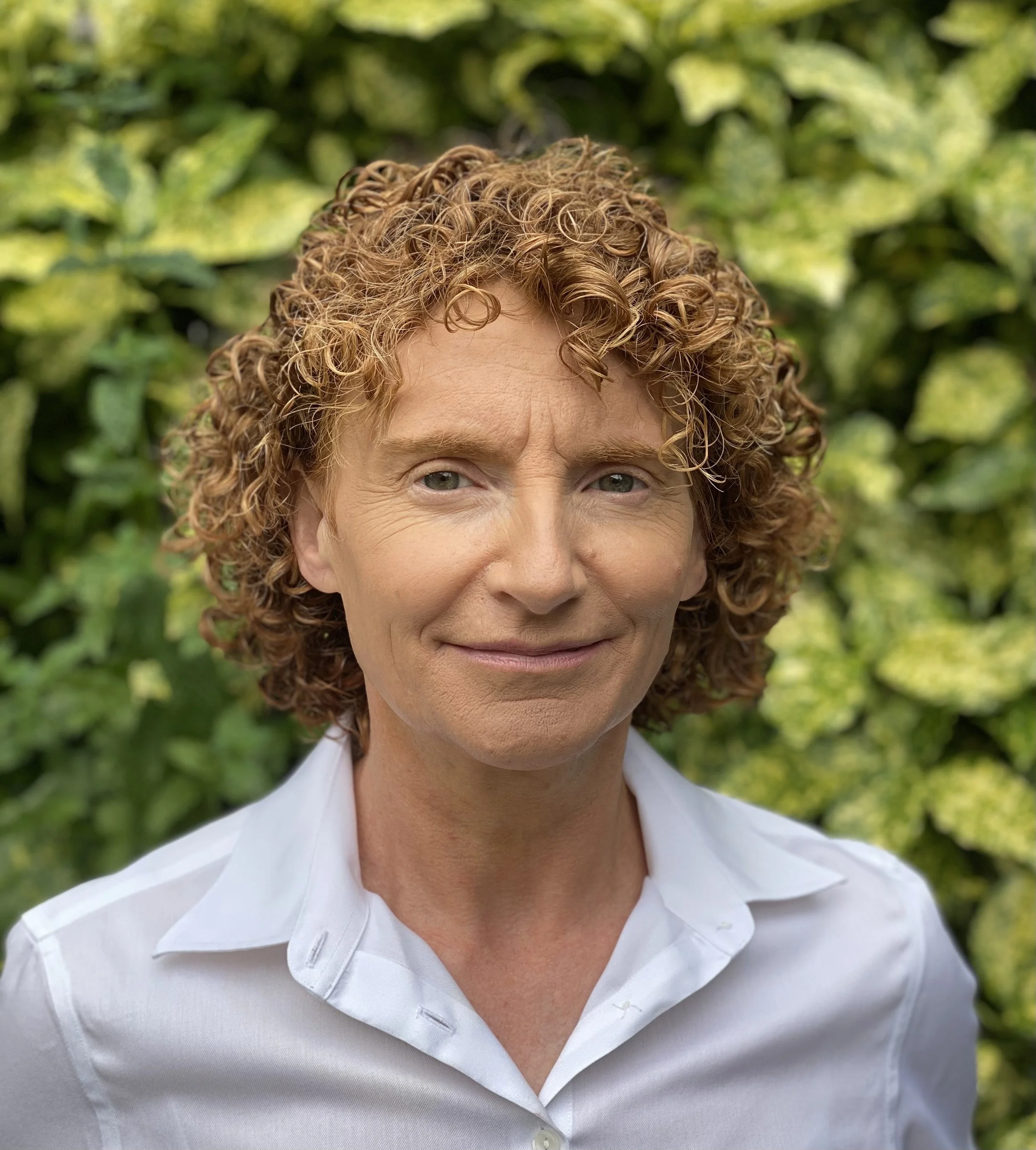 Úna McNulty integrative therapist online 