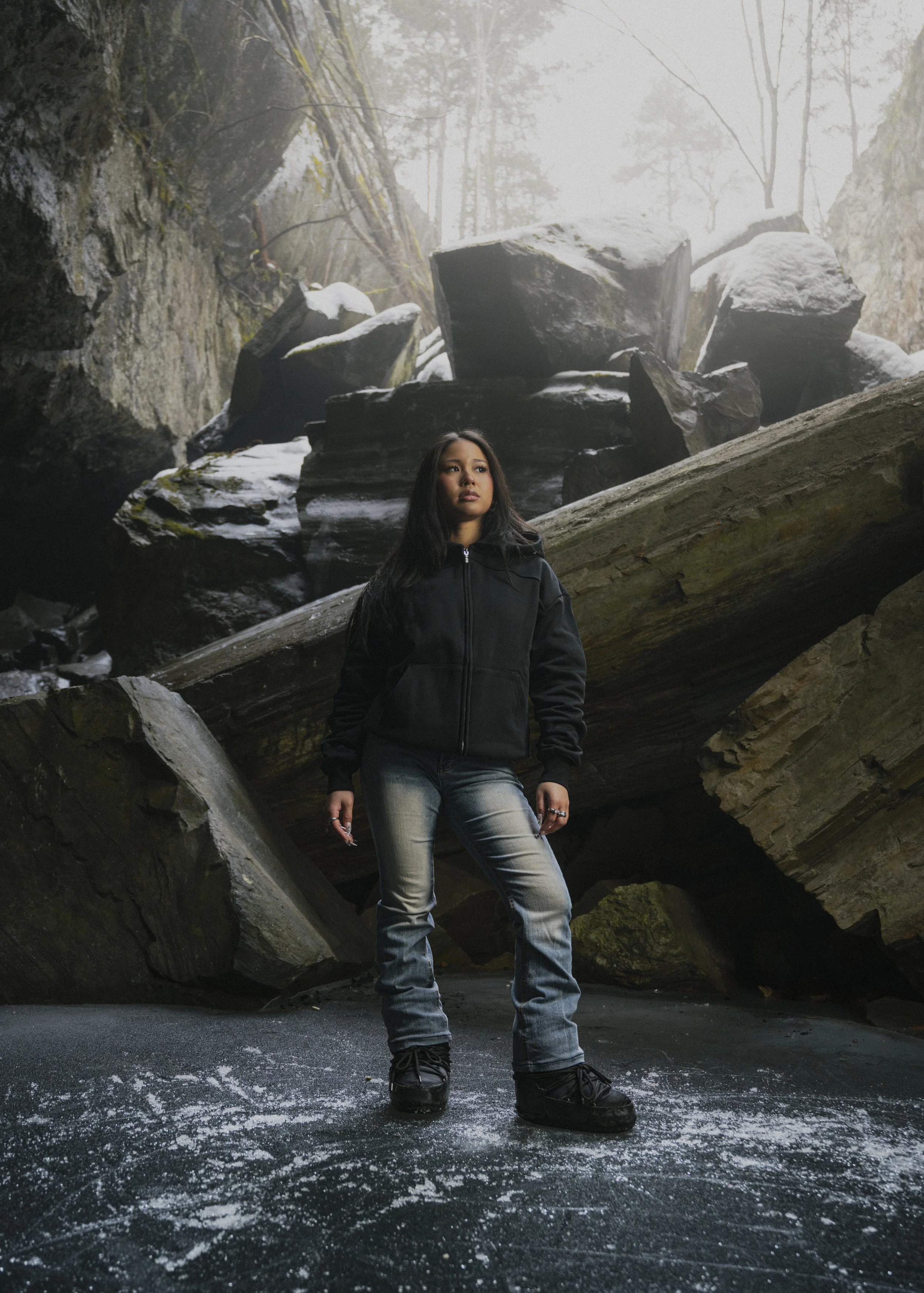 T3_Total portrett_Cave_.jpeg