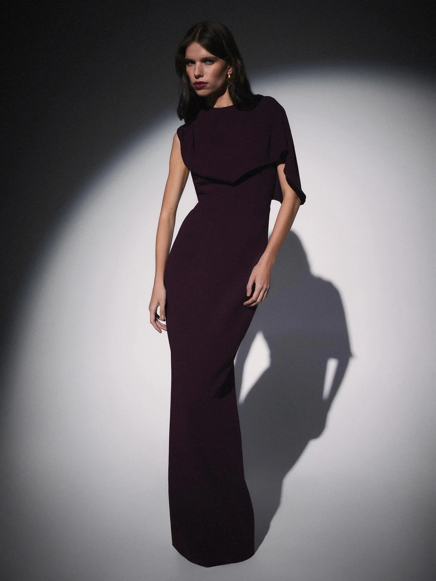 Dipped in blackberry 💜🖤

#occasionwear #eveningwear #multibrandboutique
