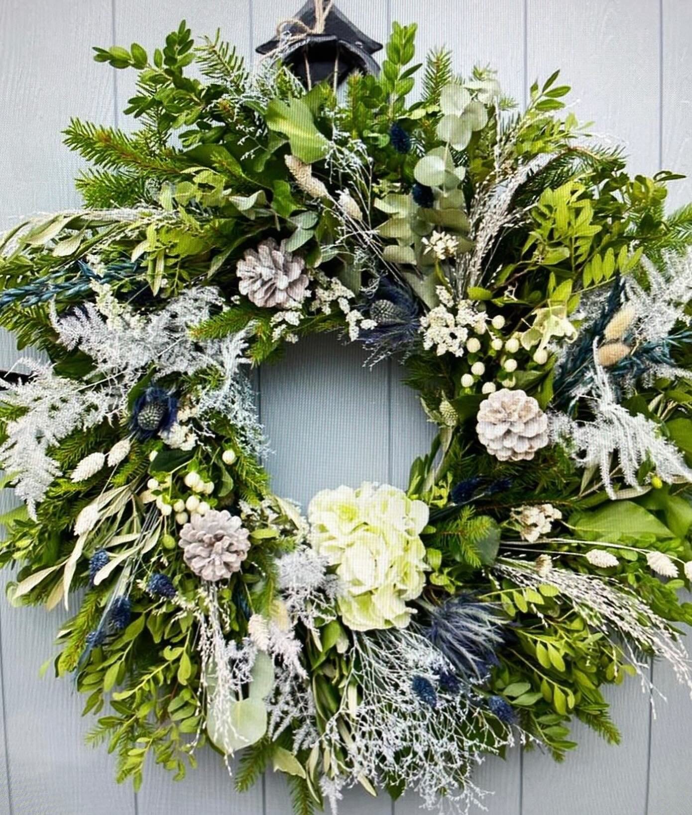 Christmas Wreath making morning, Friday 29th November 
🧘🏼&zwj;♀️🎄🧘🏼&zwj;♀️🎄
For the 3rd year running (we clearly enjoy it) Kim @lavenderfloristry and I are hosting our wreath making morning
🧘🏼&zwj;♀️🎄🧘🏼&zwj;♀️🎄
It&rsquo;s fun, creative an