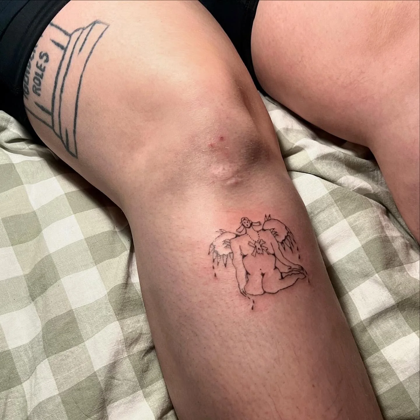 Spiky angel for the lovely @asla.jo 🤍❤️&zwj;🔥