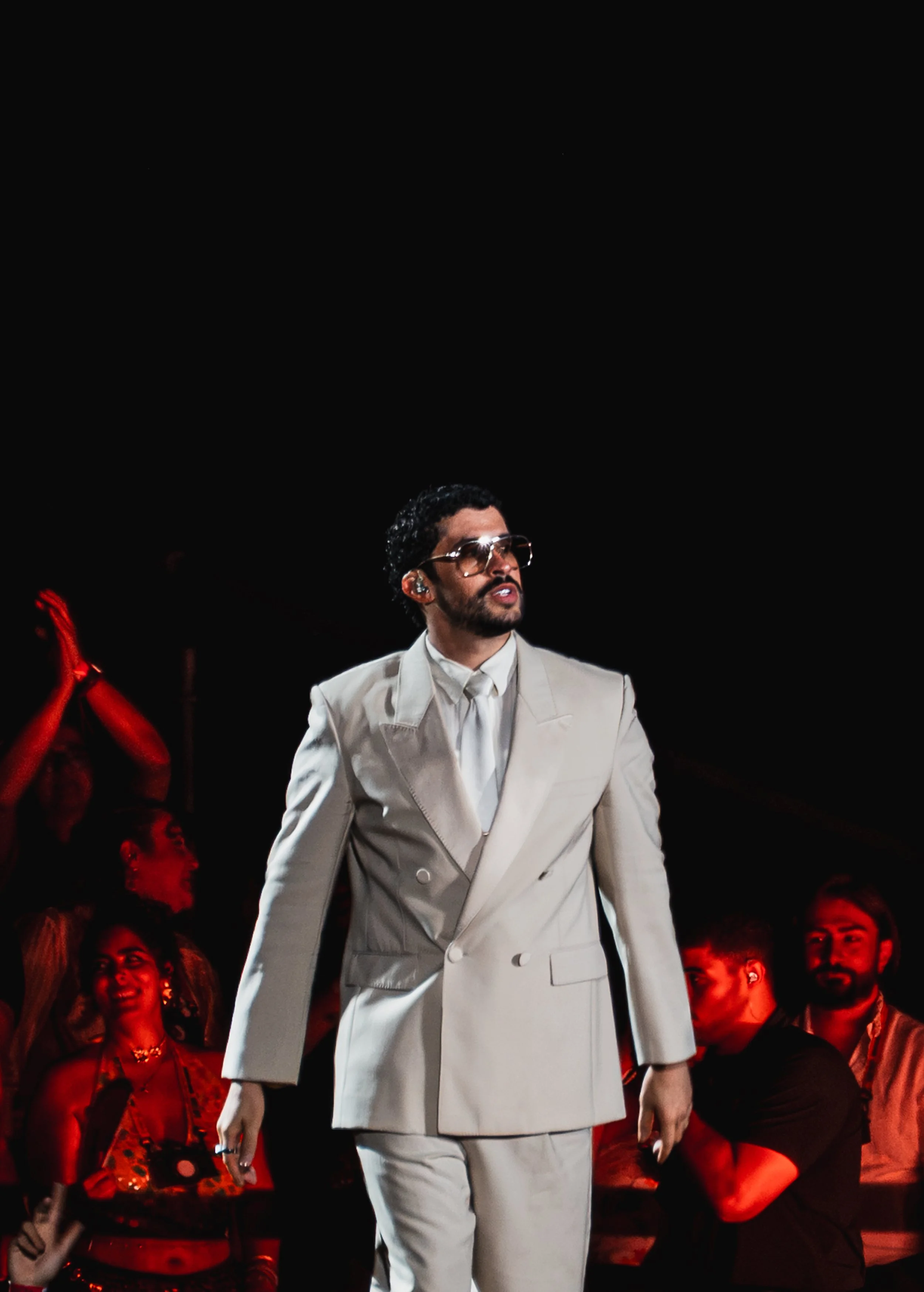 Bad Bunny - DeBÍ TiRAR MáS FOToS World Tour
