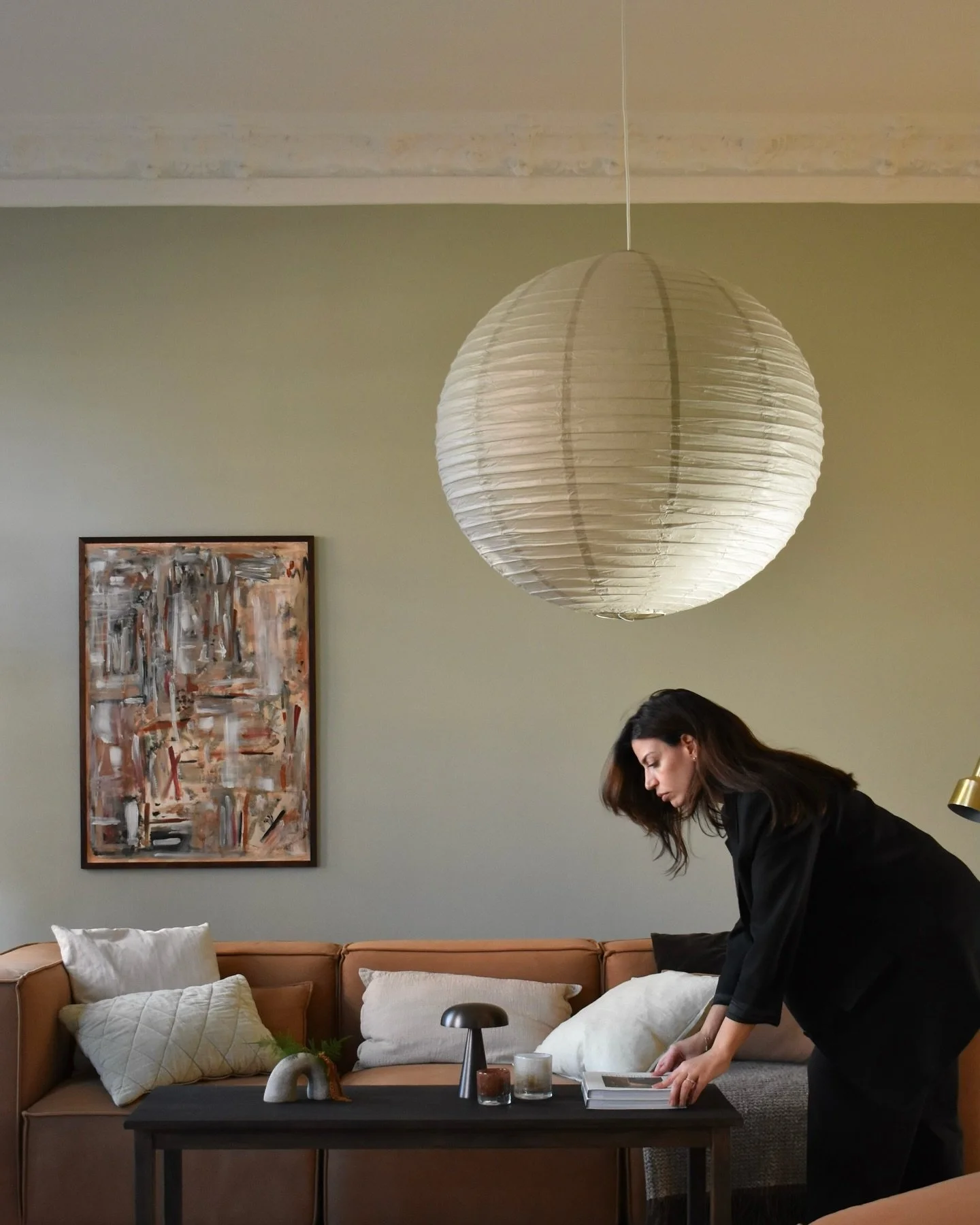 Does your space feel to cluttered? 

Sometimes we tend to hoard in our home/office but the key is to have main characters in your interior. Some pieces that are made or picked out to be in that exact spot can be seen as &ldquo;main character&rdquo;. 