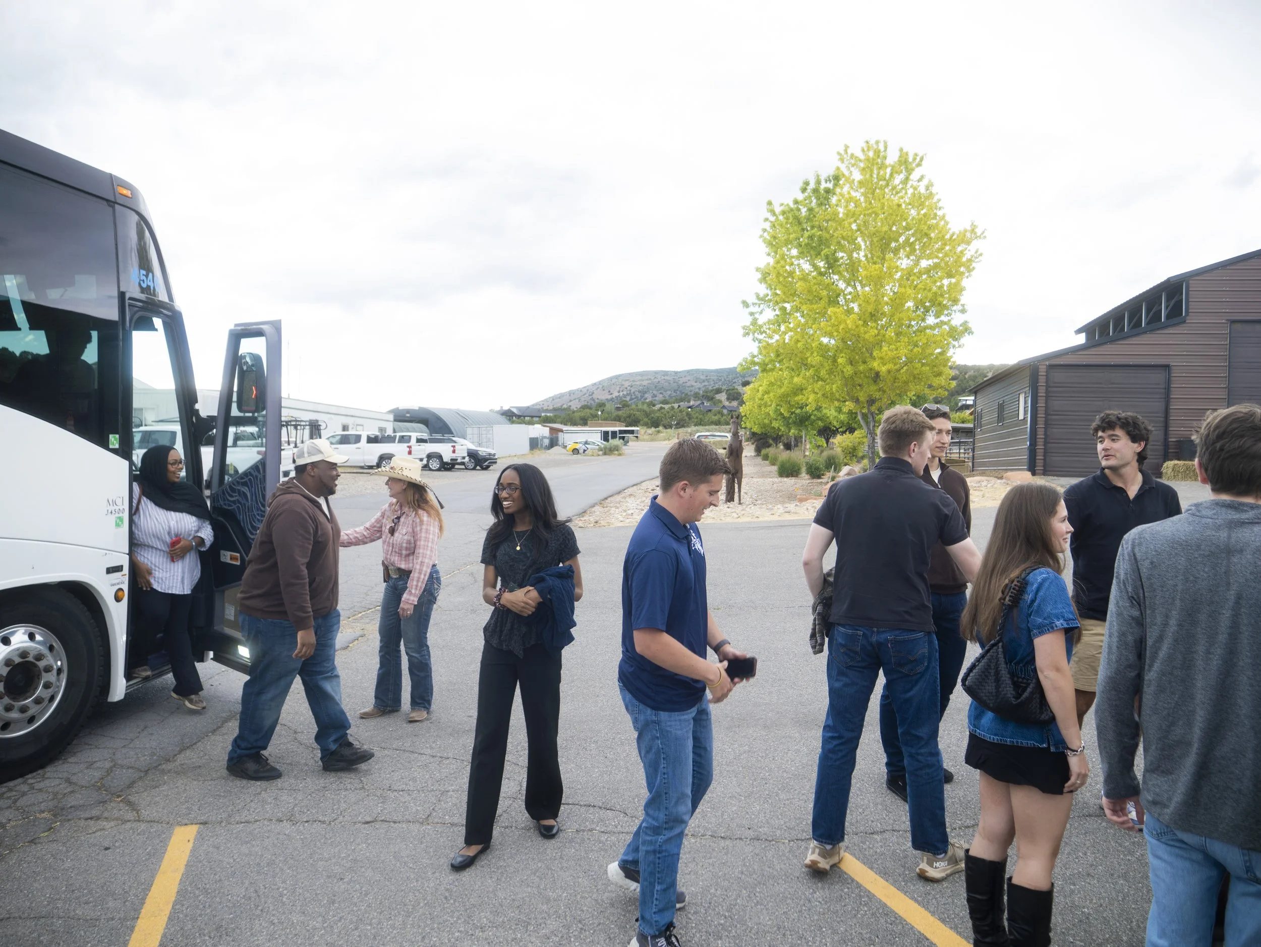 bus to ranch P1660739.JPG
