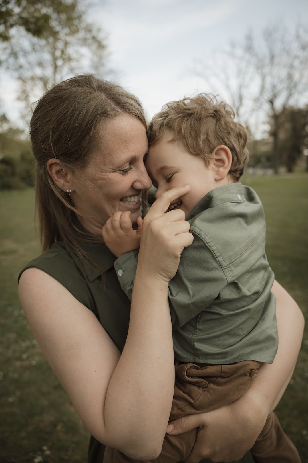 toulouse-family-photographer-session-jardin-de-plantes-moana-ghiandoni-photography74.jpg