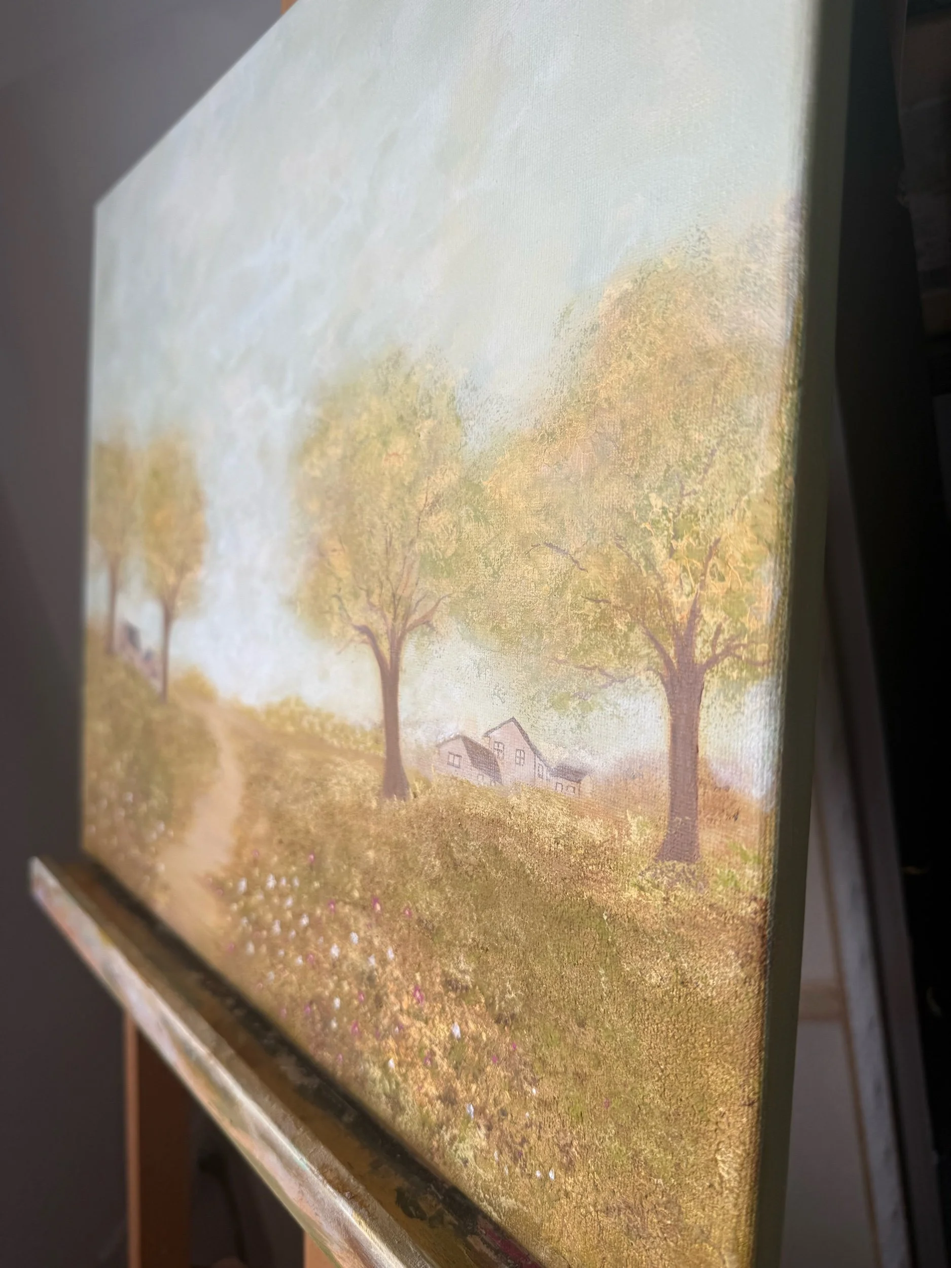 Moderne Wandkunst mit friedlicher Landschaft