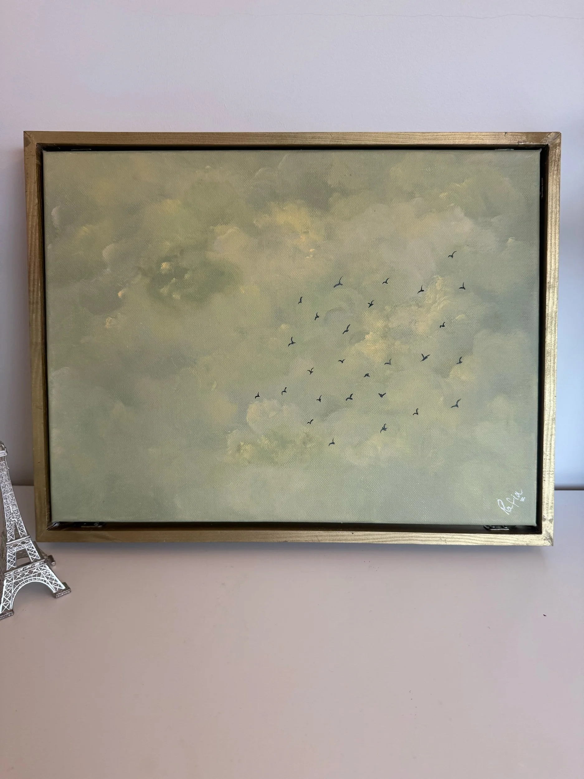 Fine Art Print Himmel mit Vogelschwarm in sanften Wolken