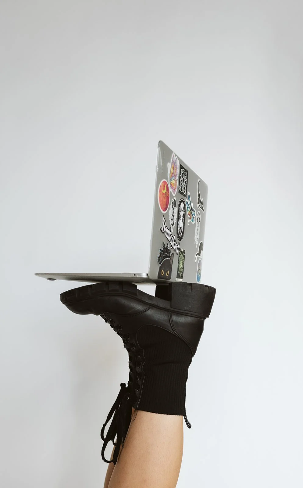 Tora Savage online coach