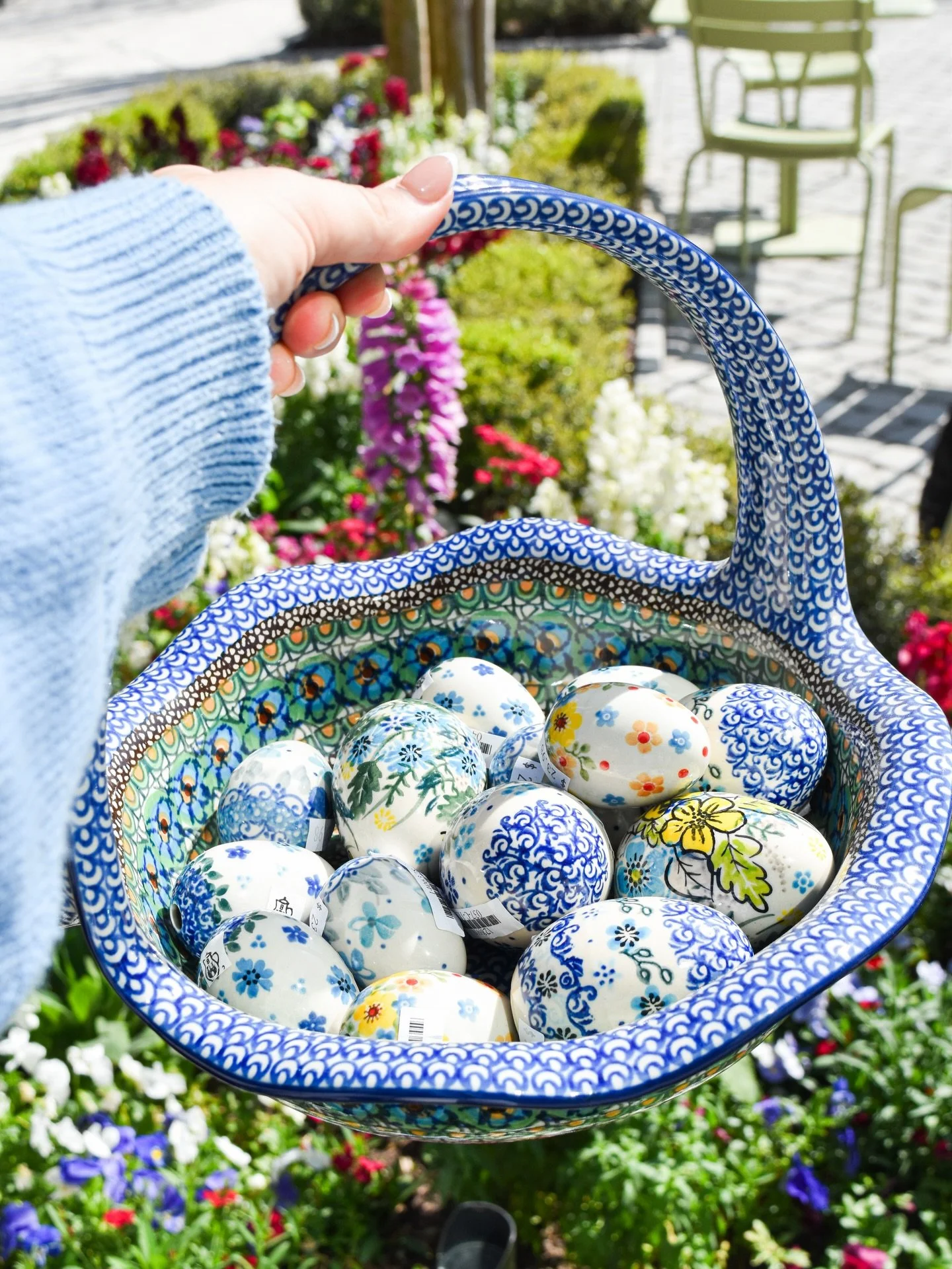 Happy Easter to everyone! 🐣We hope you have a blessed day.💛🤍