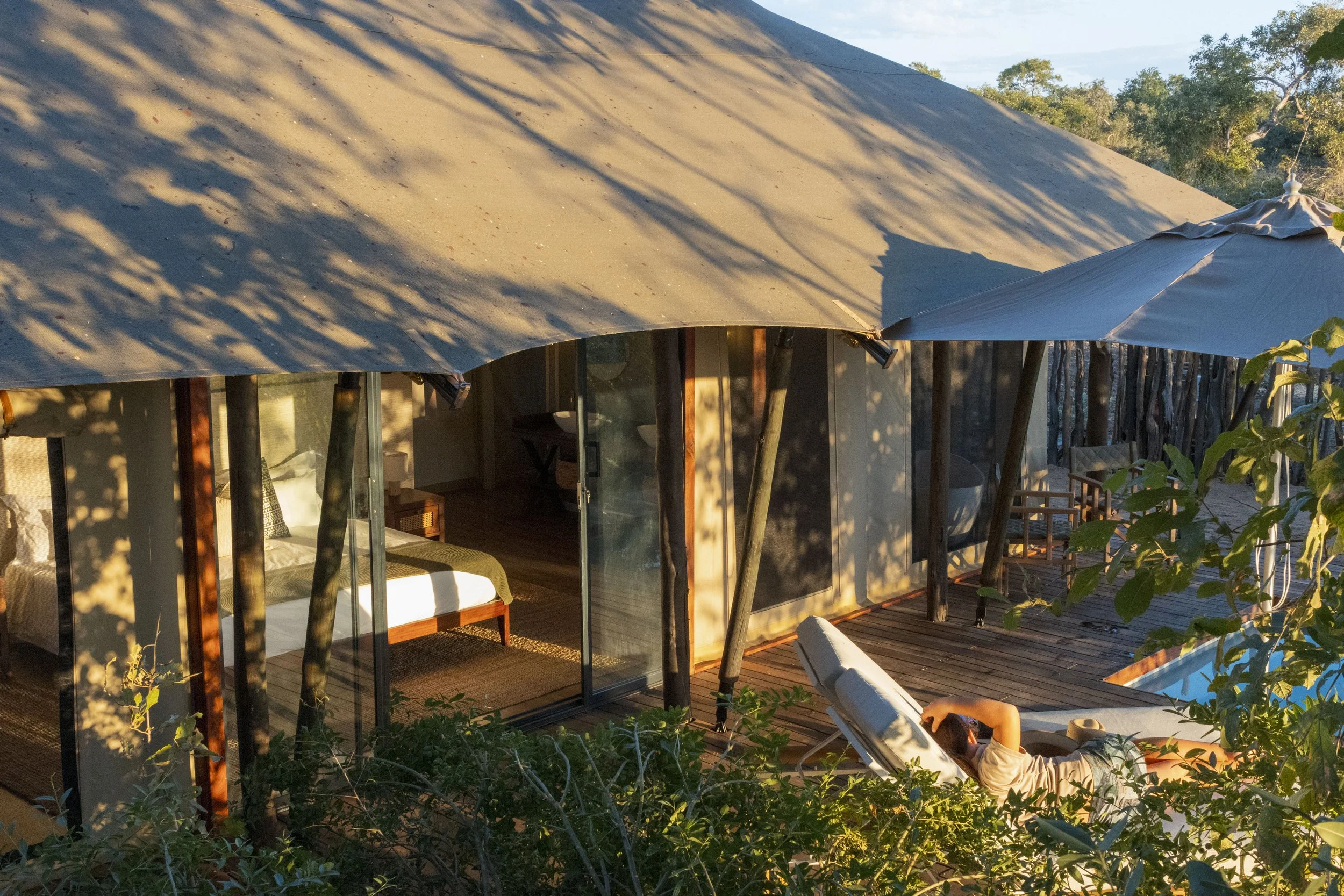 20250703_ManaSandsMainCamp_Exteriors_TentPoolDeck.jpg