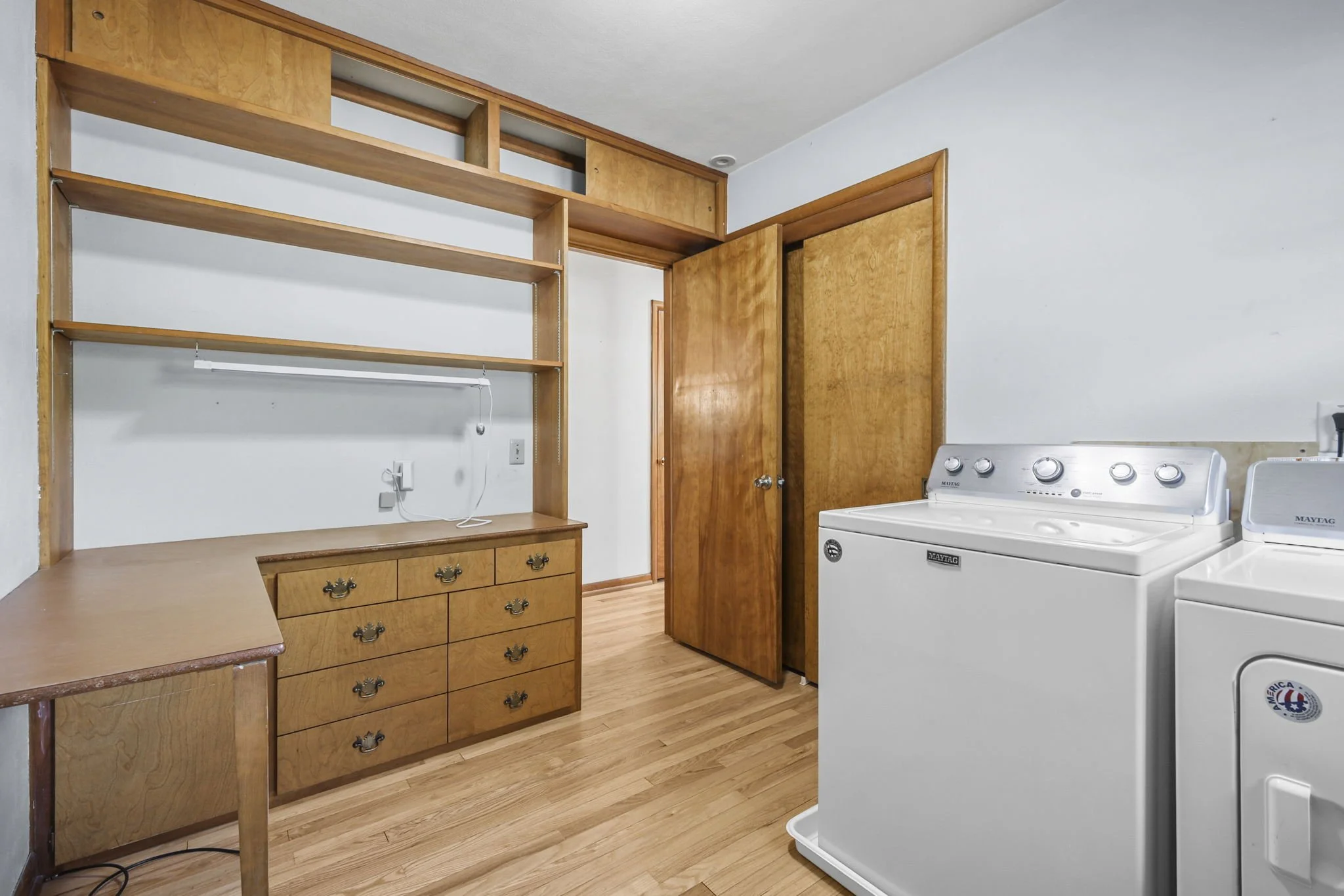 37-web-or-mls-454-s-midvale-blvd.jpg