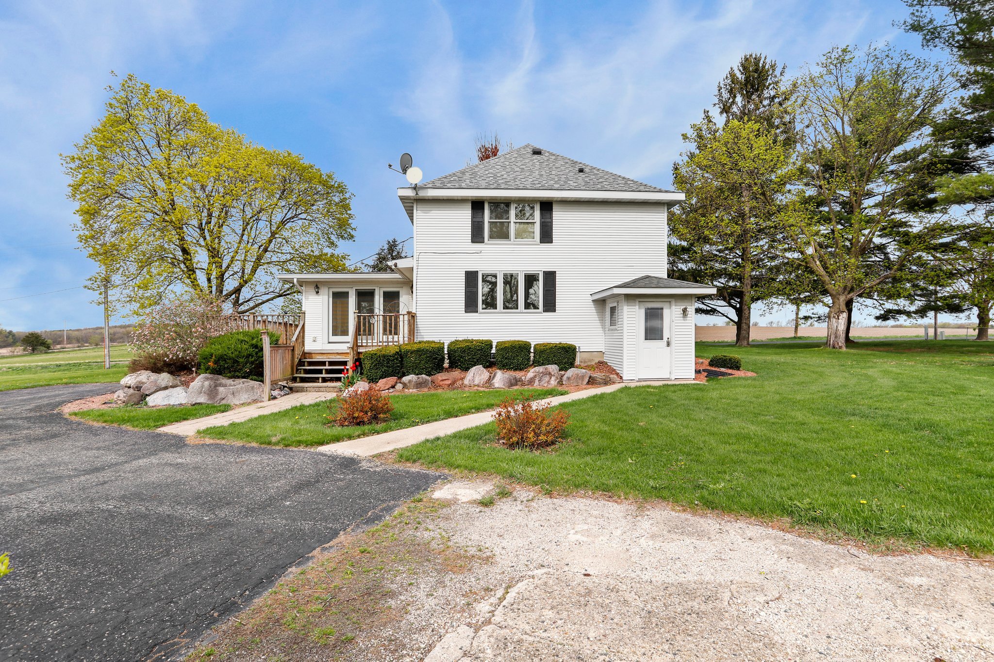 4-web-or-mls-4595-mahoney-rd.jpg